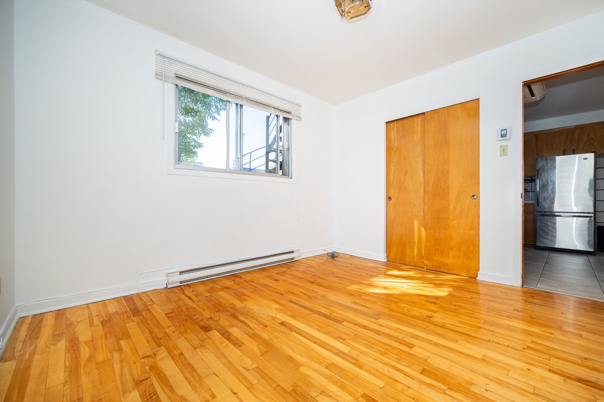 9610 Rue D'Iberville 9612, Montréal (Ahuntsic-Cartierville), Quebec H2B2T3, 4 Bedrooms Bedrooms, 7 Rooms Rooms,2 BathroomsBathrooms,Multi-family (2 to 5 units),For Sale,Rue D'Iberville,18124131