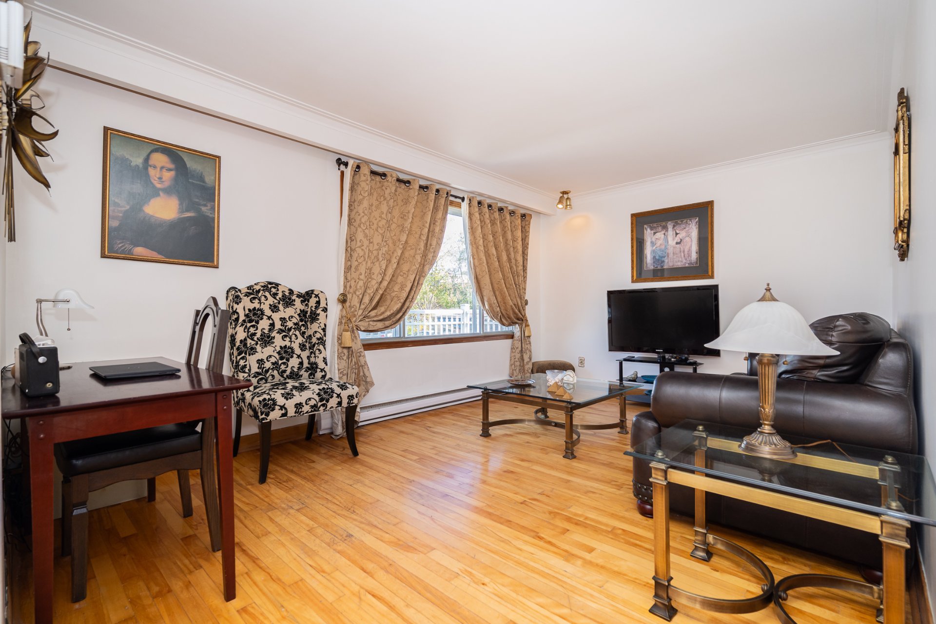 9610 Rue D'Iberville 9612, Montréal (Ahuntsic-Cartierville), Quebec H2B2T3, 4 Bedrooms Bedrooms, 7 Rooms Rooms,2 BathroomsBathrooms,Multi-family (2 to 5 units),For Sale,Rue D'Iberville,18124131