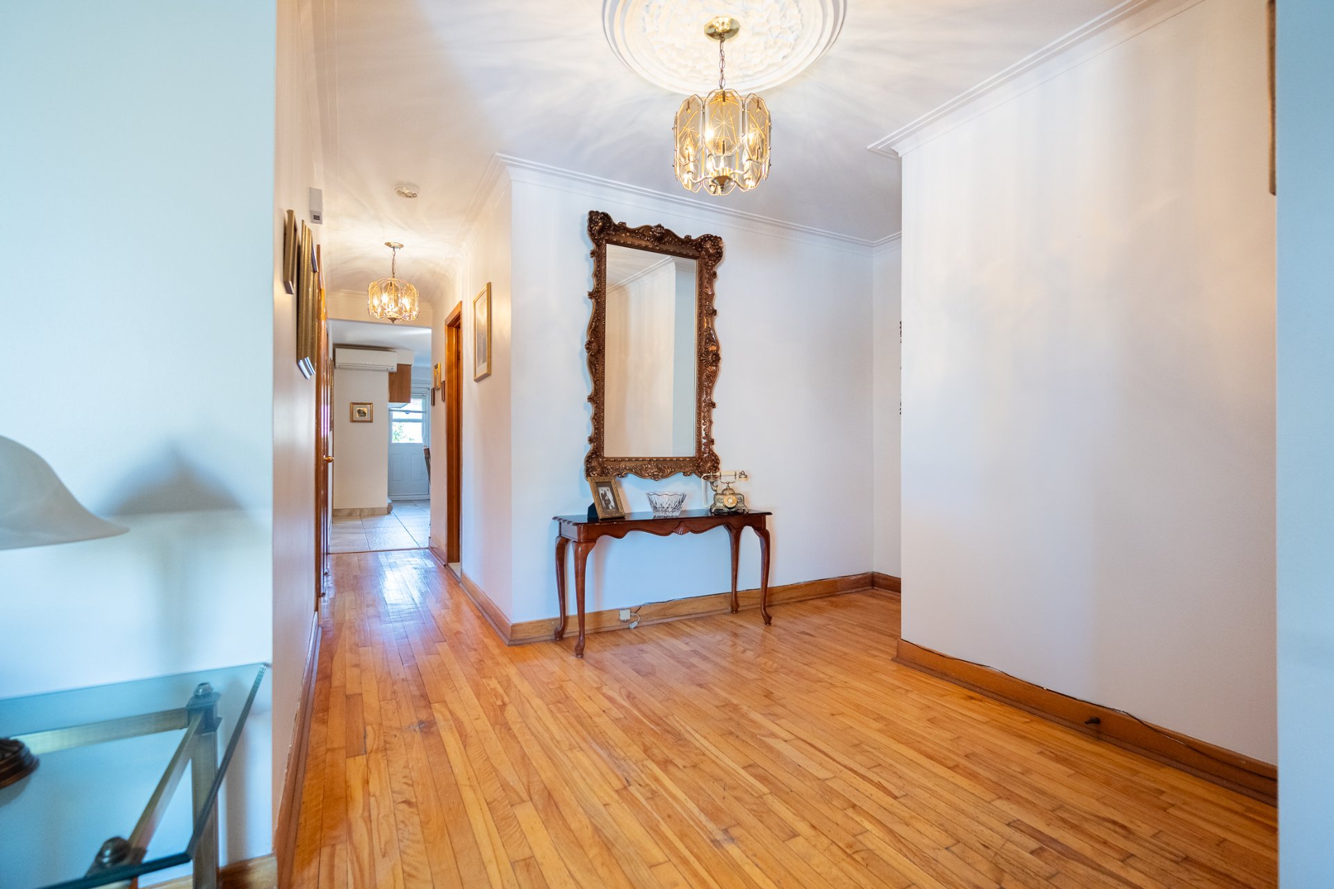 9610 Rue D'Iberville 9612, Montréal (Ahuntsic-Cartierville), Quebec H2B2T3, 4 Bedrooms Bedrooms, 7 Rooms Rooms,2 BathroomsBathrooms,Multi-family (2 to 5 units),For Sale,Rue D'Iberville,18124131