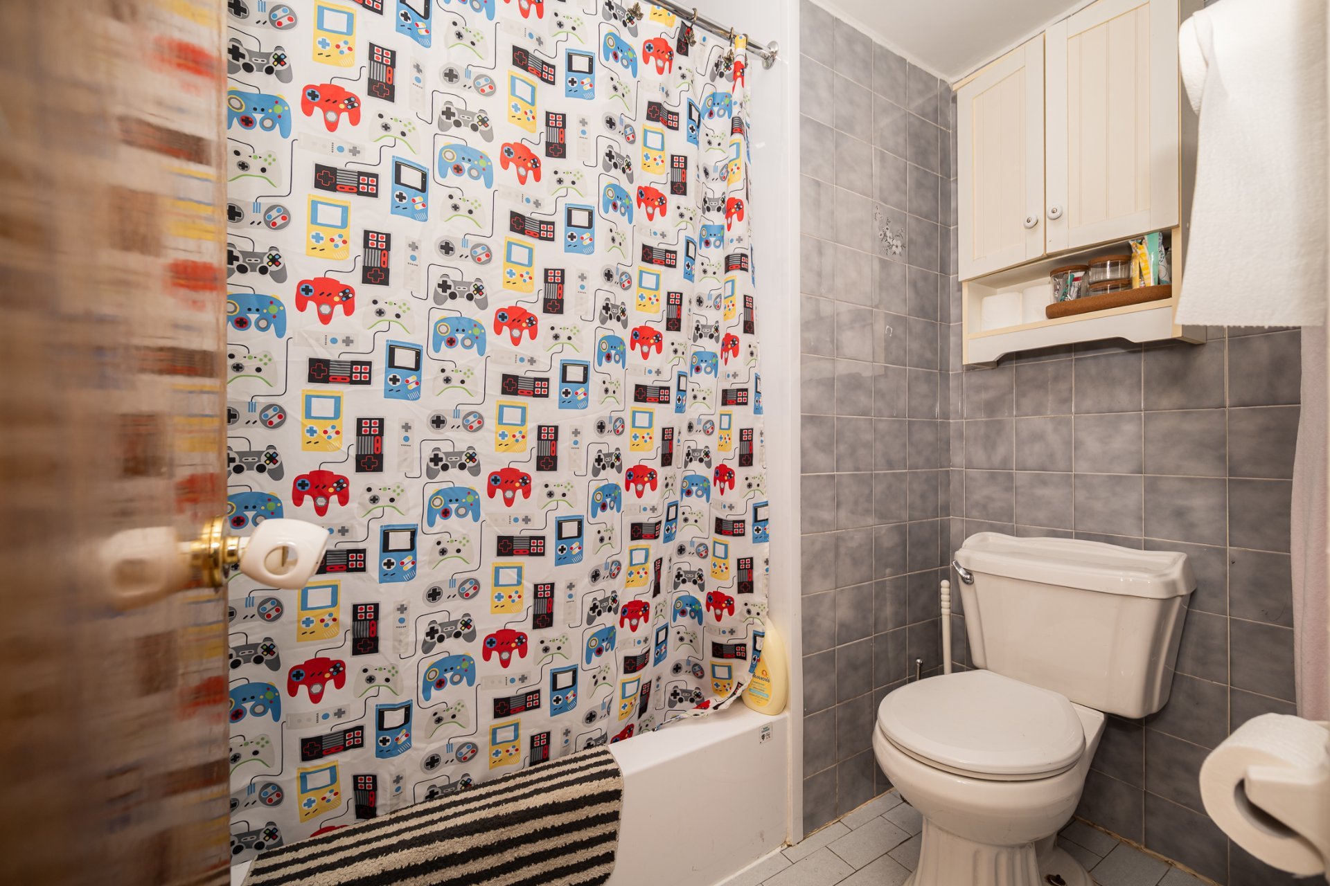 9610 Rue D'Iberville 9612, Montréal (Ahuntsic-Cartierville), Quebec H2B2T3, 4 Bedrooms Bedrooms, 7 Rooms Rooms,2 BathroomsBathrooms,Multi-family (2 to 5 units),For Sale,Rue D'Iberville,18124131