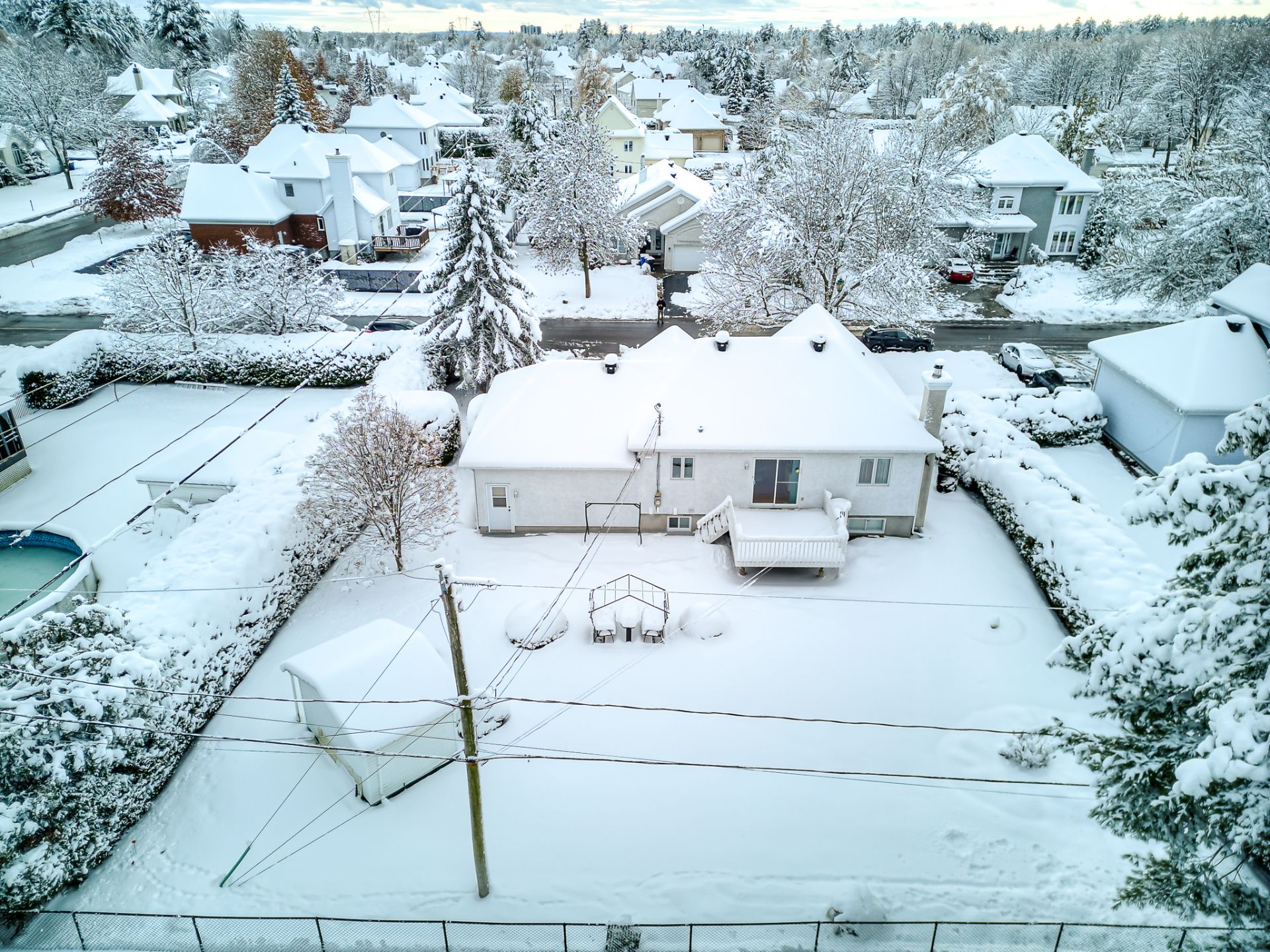 2 Rue des Pistoles, Blainville, Quebec J7C5B2, 3 Bedrooms Bedrooms, 12 Rooms Rooms,2 BathroomsBathrooms,Residential,For Sale,Rue des Pistoles,21037909