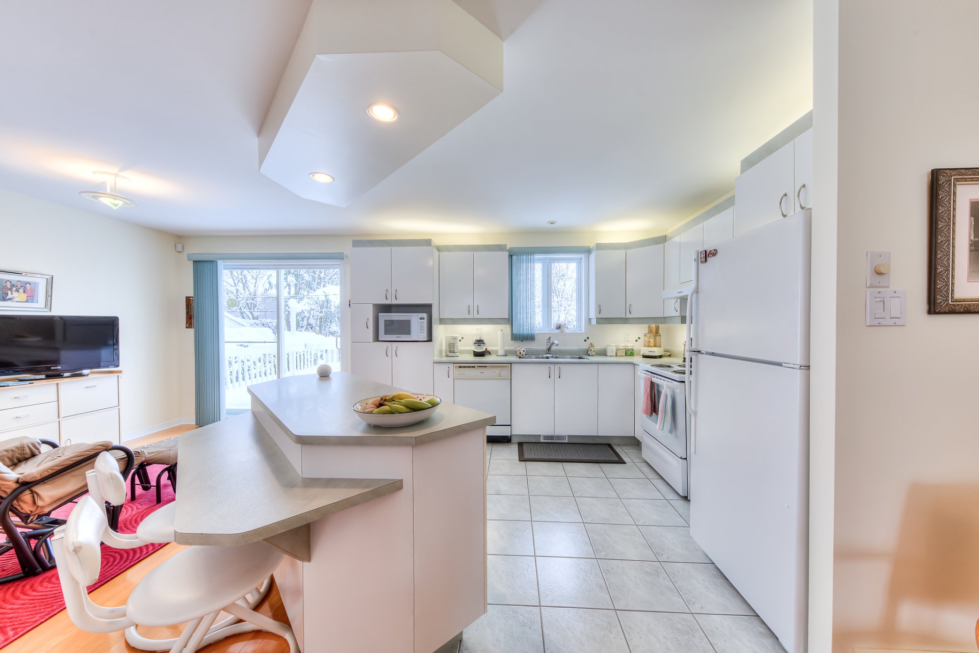 2 Rue des Pistoles, Blainville, Quebec J7C5B2, 3 Bedrooms Bedrooms, 12 Rooms Rooms,2 BathroomsBathrooms,Residential,For Sale,Rue des Pistoles,21037909