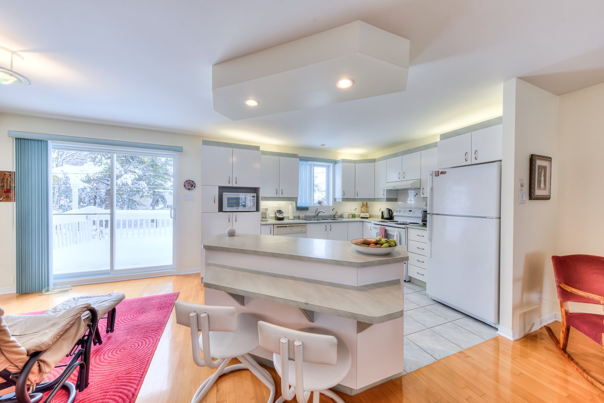 2 Rue des Pistoles, Blainville, Quebec J7C5B2, 3 Bedrooms Bedrooms, 12 Rooms Rooms,2 BathroomsBathrooms,Residential,For Sale,Rue des Pistoles,21037909