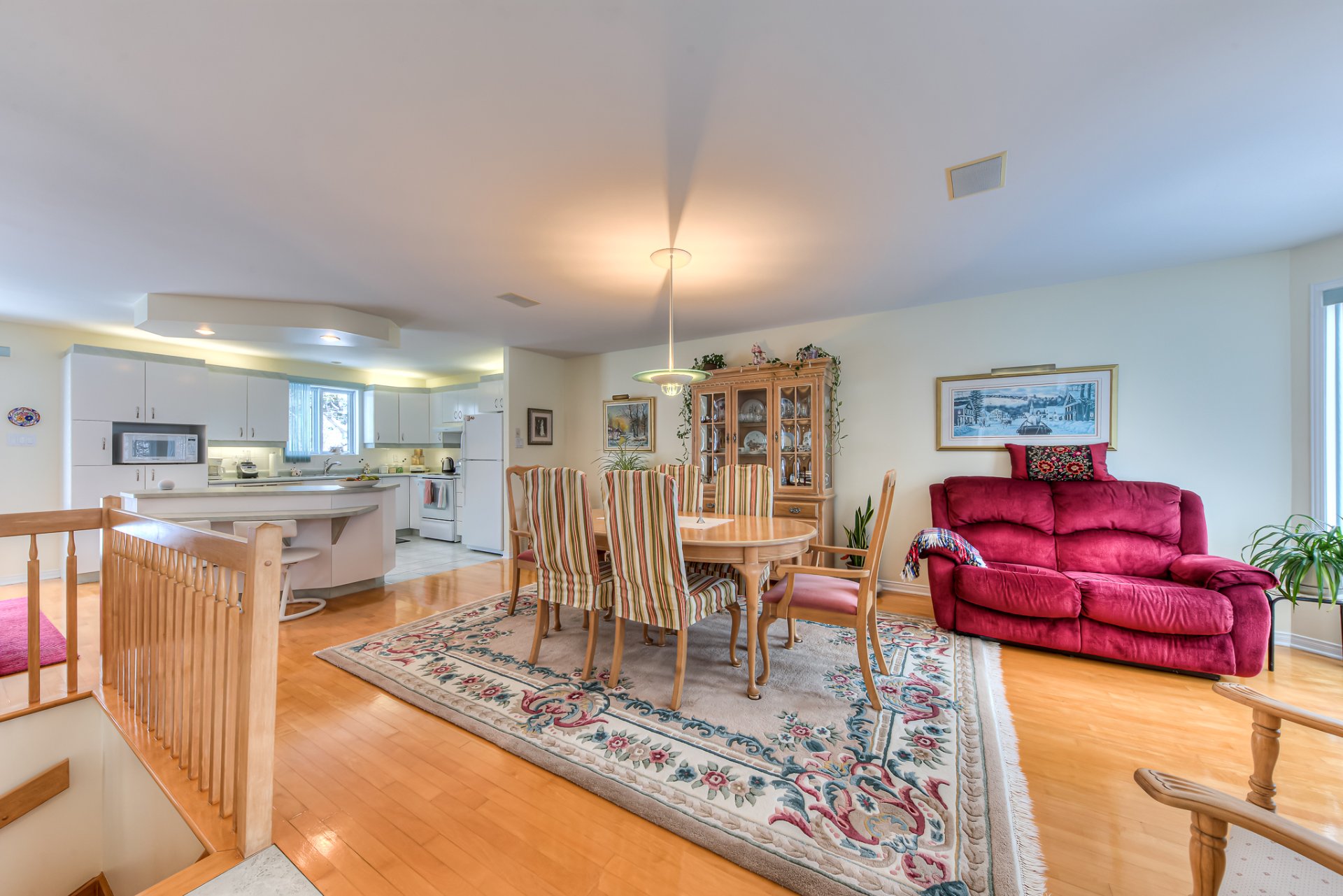 2 Rue des Pistoles, Blainville, Quebec J7C5B2, 3 Bedrooms Bedrooms, 12 Rooms Rooms,2 BathroomsBathrooms,Residential,For Sale,Rue des Pistoles,21037909