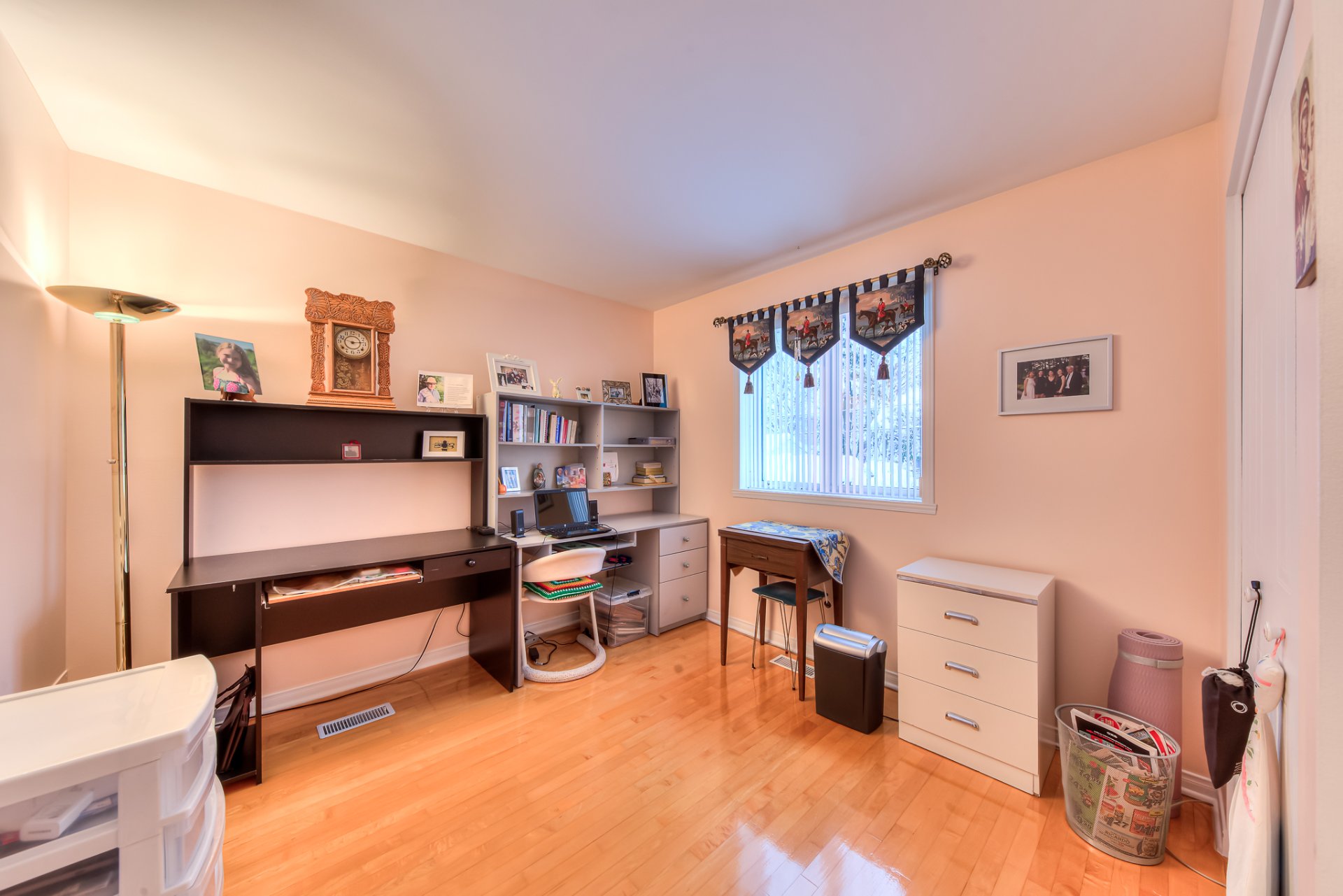 2 Rue des Pistoles, Blainville, Quebec J7C5B2, 3 Bedrooms Bedrooms, 12 Rooms Rooms,2 BathroomsBathrooms,Residential,For Sale,Rue des Pistoles,21037909