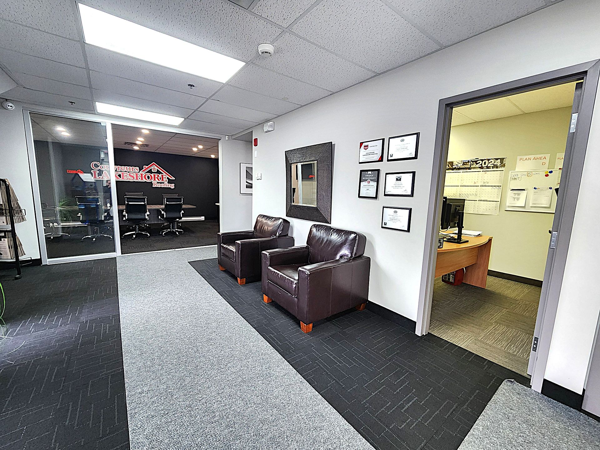 2300A Ch. St-François, Dorval, Quebec H9P1K2, ,Industriel,For Rent,Ch. St-François,17605060