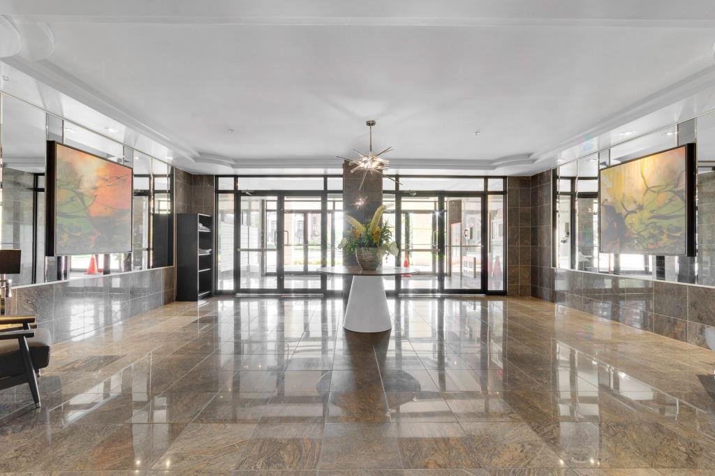 3330 Boul. Le Carrefour, Laval (Chomedey), Quebec H7T0B8, 2 Bedrooms Bedrooms, 5 Rooms Rooms,1 BathroomBathrooms,Residential,For Rent,Boul. Le Carrefour,14939124