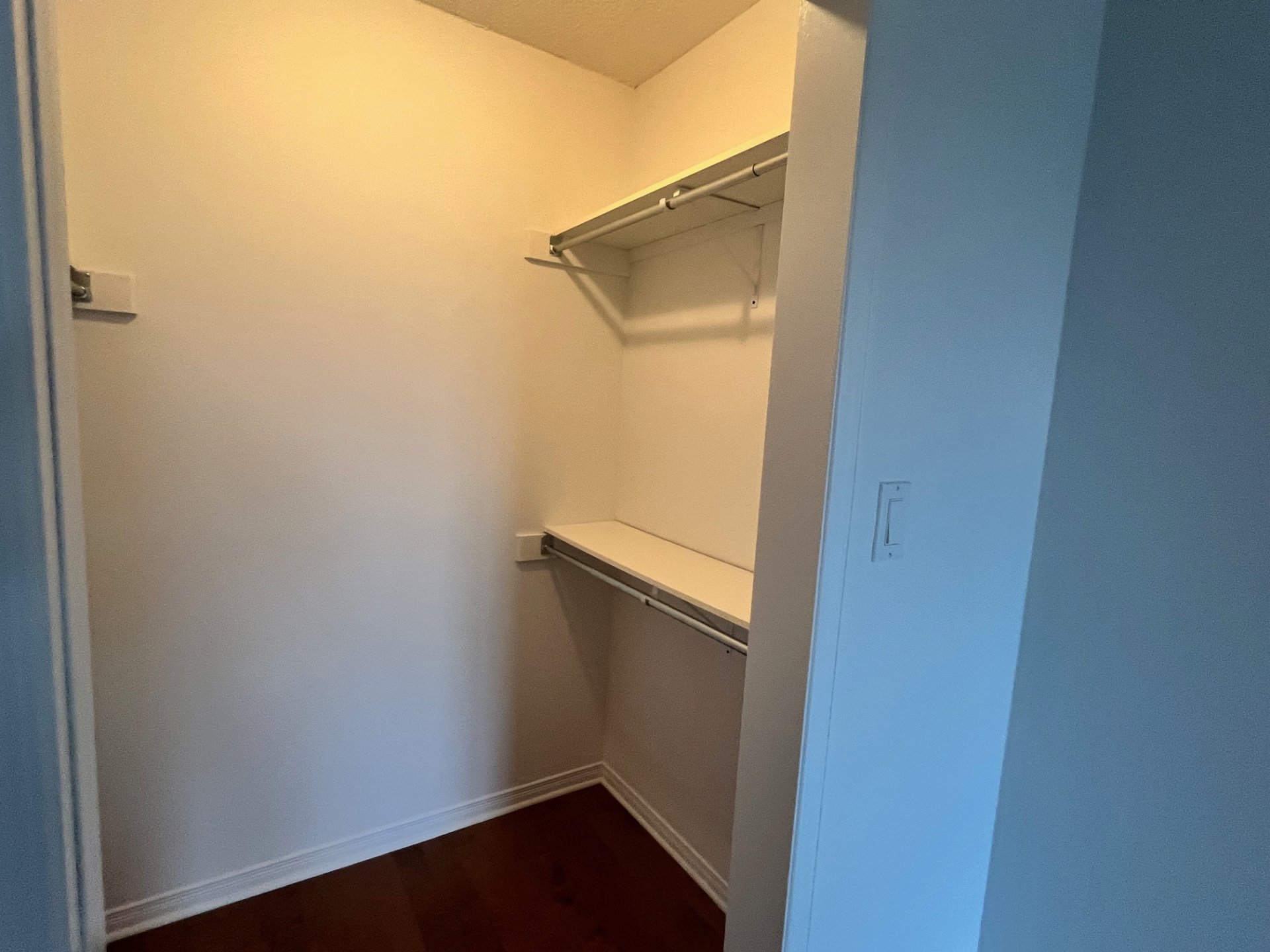 3330 Boul. Le Carrefour, Laval (Chomedey), Quebec H7T0B8, 2 Bedrooms Bedrooms, 5 Rooms Rooms,1 BathroomBathrooms,Residential,For Rent,Boul. Le Carrefour,14939124