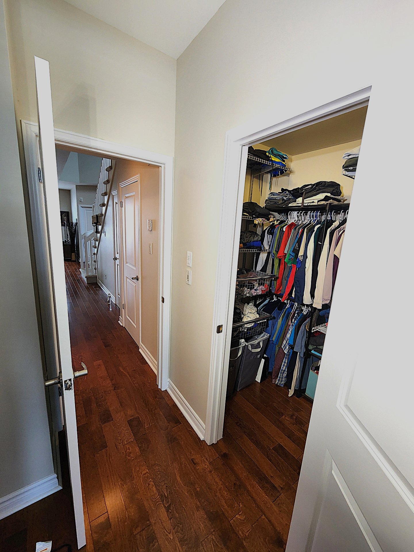 2264 Rue Victoria, Montréal (Lachine), Quebec H8S1Z3, 2 Chambres Chambres, 8 Chambres Chambres,1 Salle de bainsSalle de bain,Résidentiel,À vendre,Rue Victoria,28278664