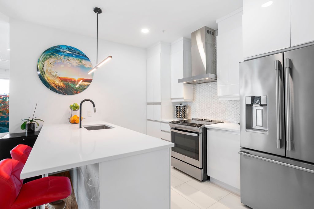 7705 Boul. St-Martin O., Laval (Sainte-Dorothée), Quebec H7X0E9, 2 Bedrooms Bedrooms, 6 Rooms Rooms,1 BathroomBathrooms,Residential,For Sale,Boul. St-Martin O.,9377344