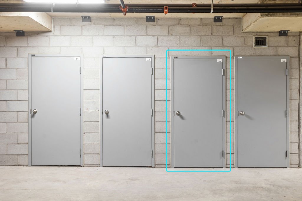 7705 Boul. St-Martin O., Laval (Sainte-Dorothée), Quebec H7X0E9, 2 Bedrooms Bedrooms, 6 Rooms Rooms,1 BathroomBathrooms,Residential,For Sale,Boul. St-Martin O.,9377344