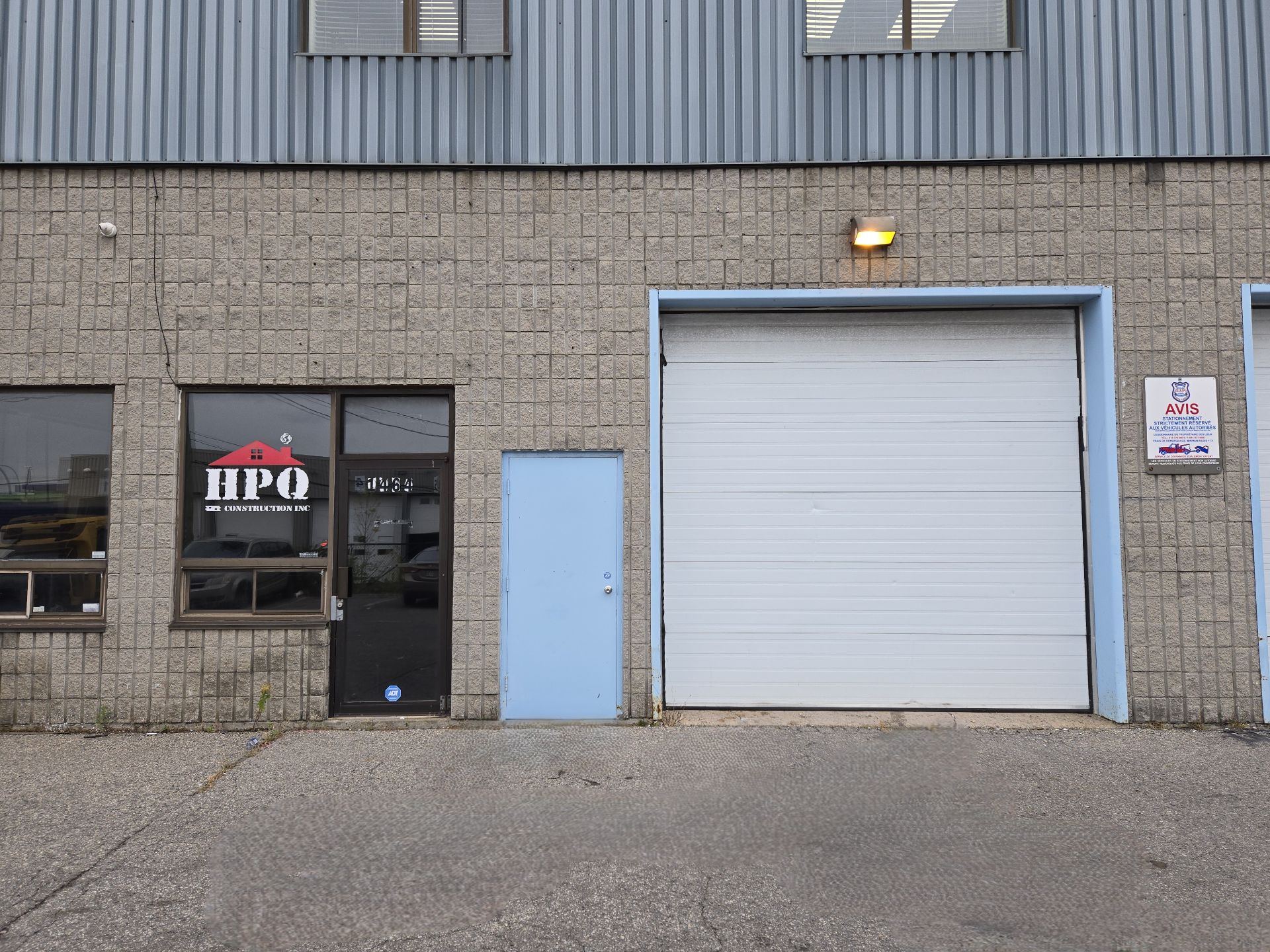 1464 Rue Cunard, Laval (Chomedey), Quebec H7S2B7, ,Industriel,For Rent,Rue Cunard,19284336