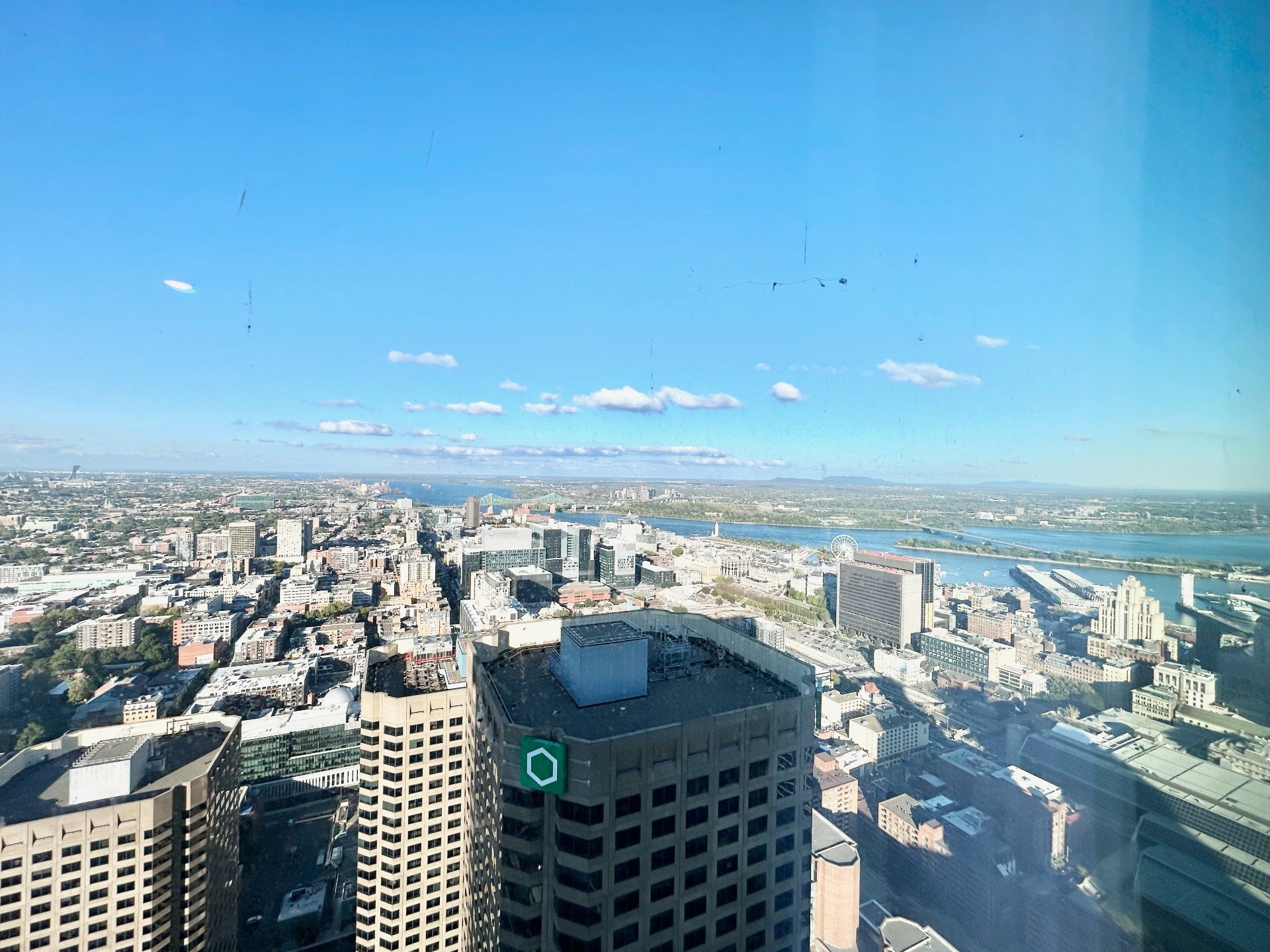 1210 Rue Jeanne-Mance, Montréal (Ville-Marie), Quebec H2X1M1, 3 Chambres Chambres,1 Salle de bainsSalle de bain,Résidentiel,A Louer,Rue Jeanne-Mance,12958550