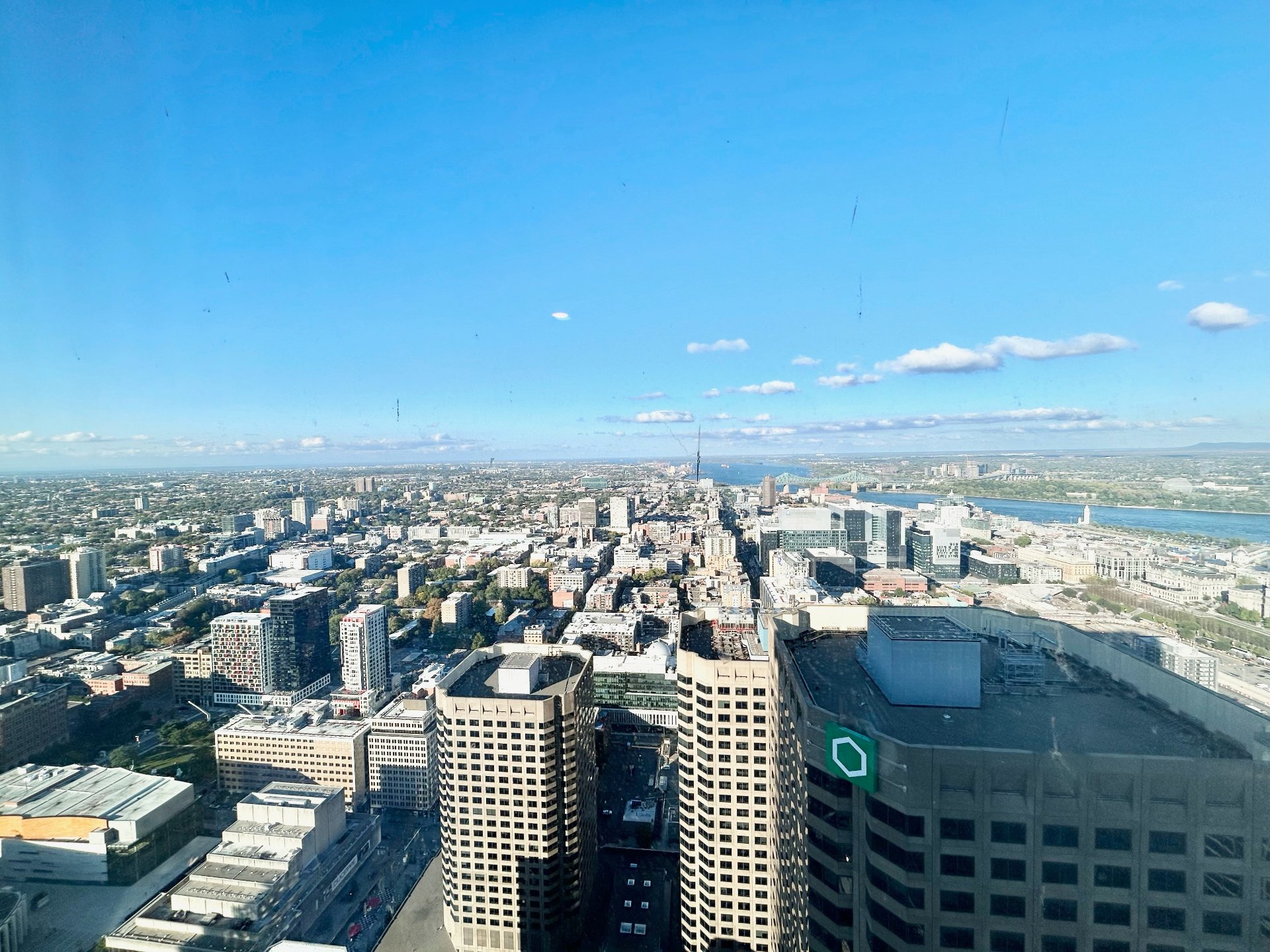 1210 Rue Jeanne-Mance, Montréal (Ville-Marie), Quebec H2X1M1, 3 Chambres Chambres,1 Salle de bainsSalle de bain,Résidentiel,A Louer,Rue Jeanne-Mance,12958550