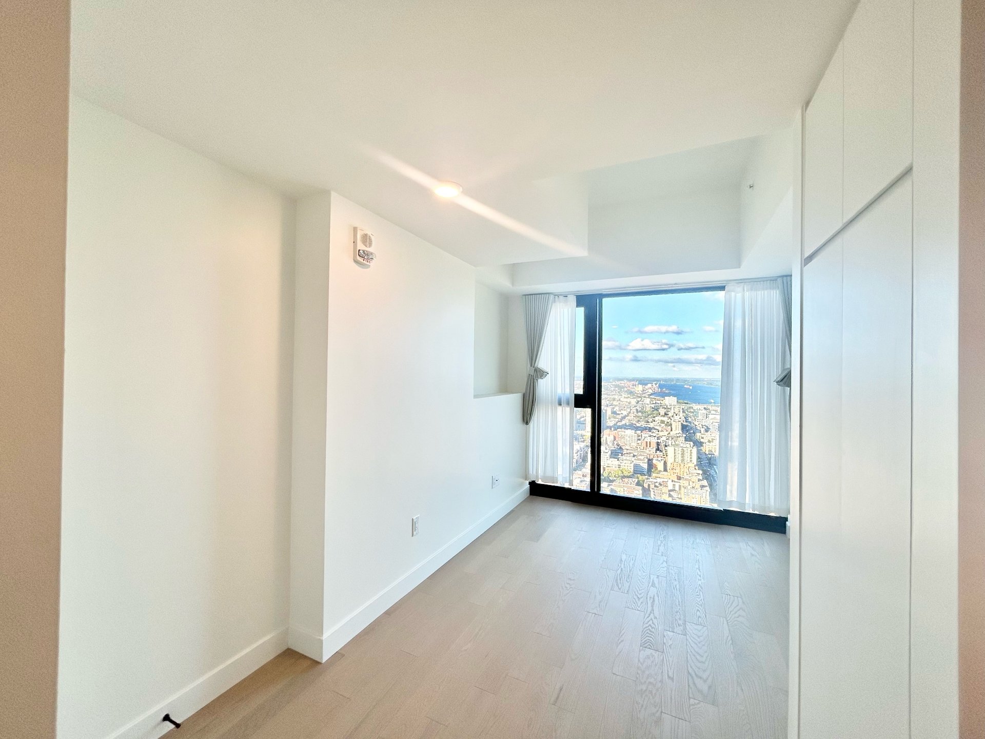 1210 Rue Jeanne-Mance, Montréal (Ville-Marie), Quebec H2X1M1, 3 Chambres Chambres,1 Salle de bainsSalle de bain,Résidentiel,A Louer,Rue Jeanne-Mance,12958550