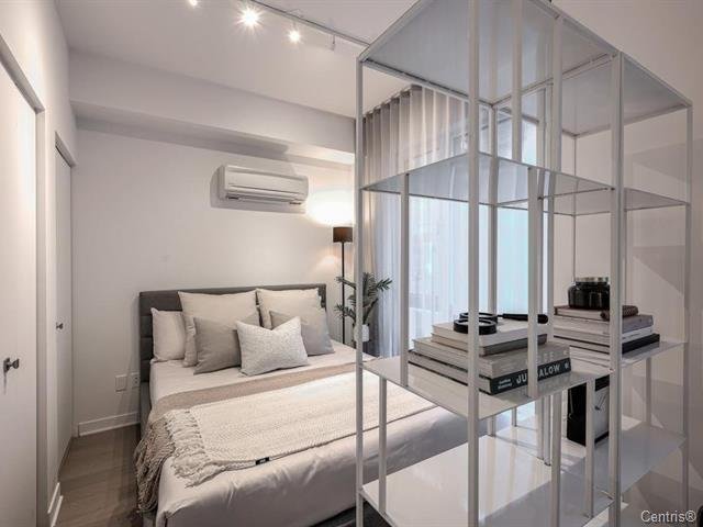 1160 Rue MacKay, Montréal (Ville-Marie), Quebec H3G0G8, 3 Rooms Rooms,1 BathroomBathrooms,Residential,For Rent,Rue MacKay,20187123