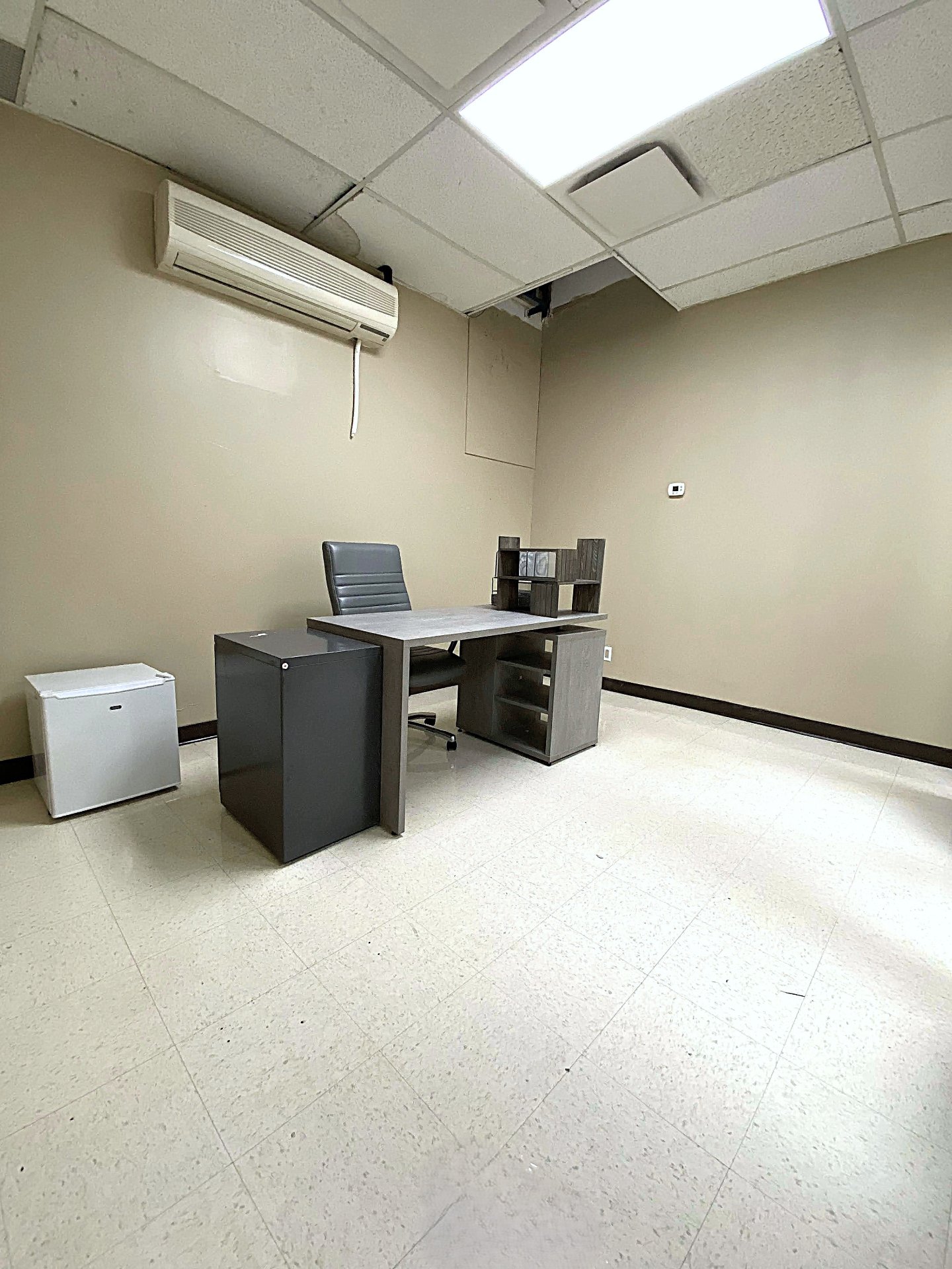 3675 Boul. de la Grande-Allée, Boisbriand, Quebec J7H1H5, ,Industriel,A Louer,Boul. de la Grande-Allée,25567191