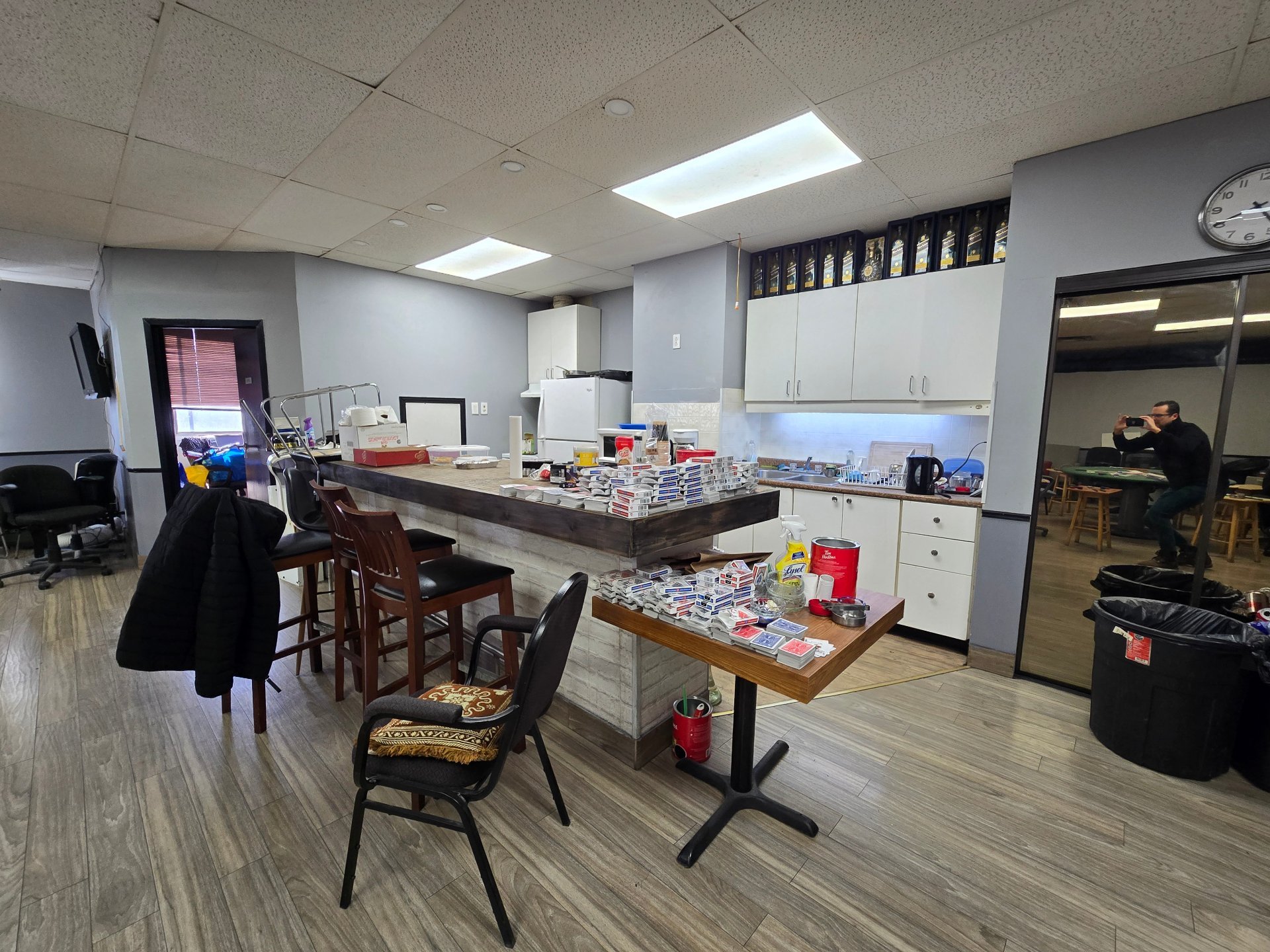 1276 Boul. Curé-Labelle, Laval (Chomedey), Quebec H7V2W1, ,Commercial,For Rent,Boul. Curé-Labelle,25307104