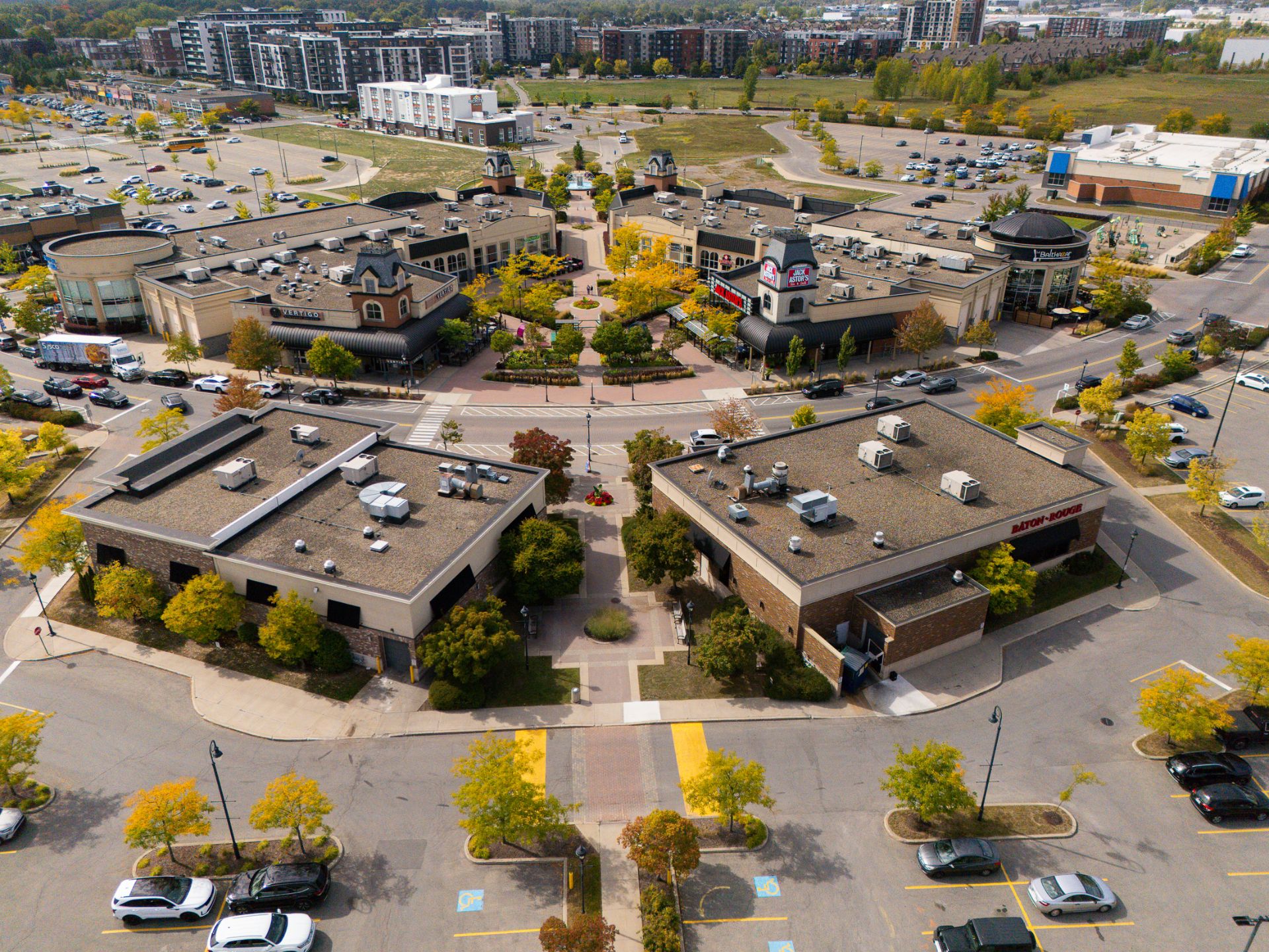 50 Rue Napoléon, Sainte-Thérèse, Quebec J7E1H6, 4 Chambres Chambres, 10 Chambres Chambres,2 Salle de bainSalle de bain,Résidentiel,À vendre,Rue Napoléon,25854148