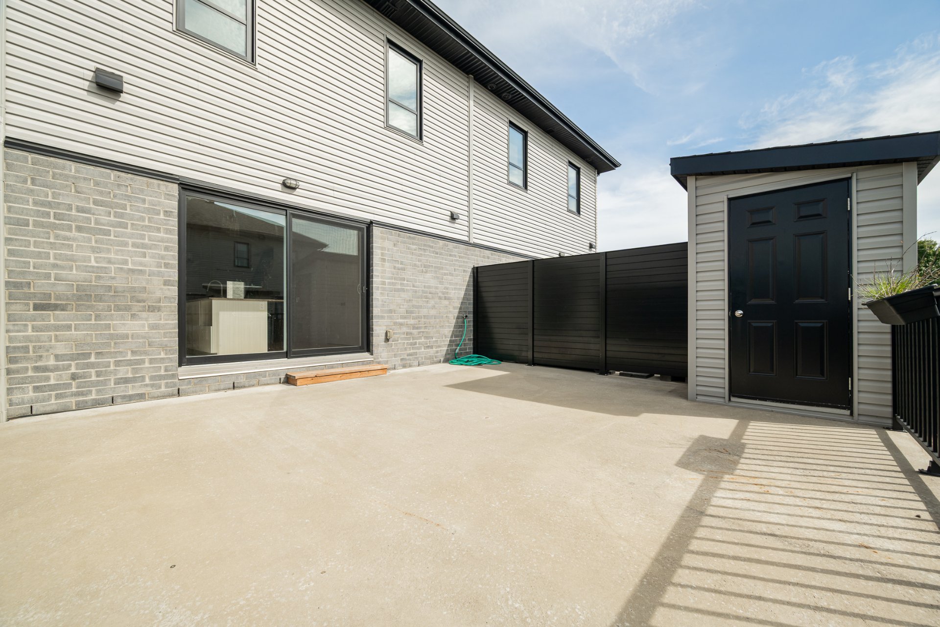 50 Rue Napoléon, Sainte-Thérèse, Quebec J7E1H6, 4 Chambres Chambres, 10 Chambres Chambres,2 Salle de bainSalle de bain,Résidentiel,À vendre,Rue Napoléon,25854148