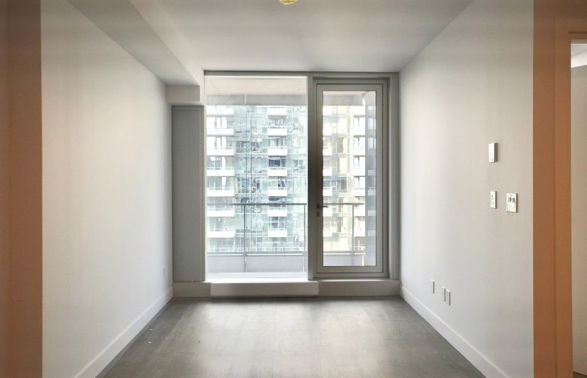 1500 Boul. René-Lévesque O., Montréal (Ville-Marie), Quebec H3G2H1, 5 Rooms Rooms,1 BathroomBathrooms,Residential,For Sale,Boul. René-Lévesque O.,22909071