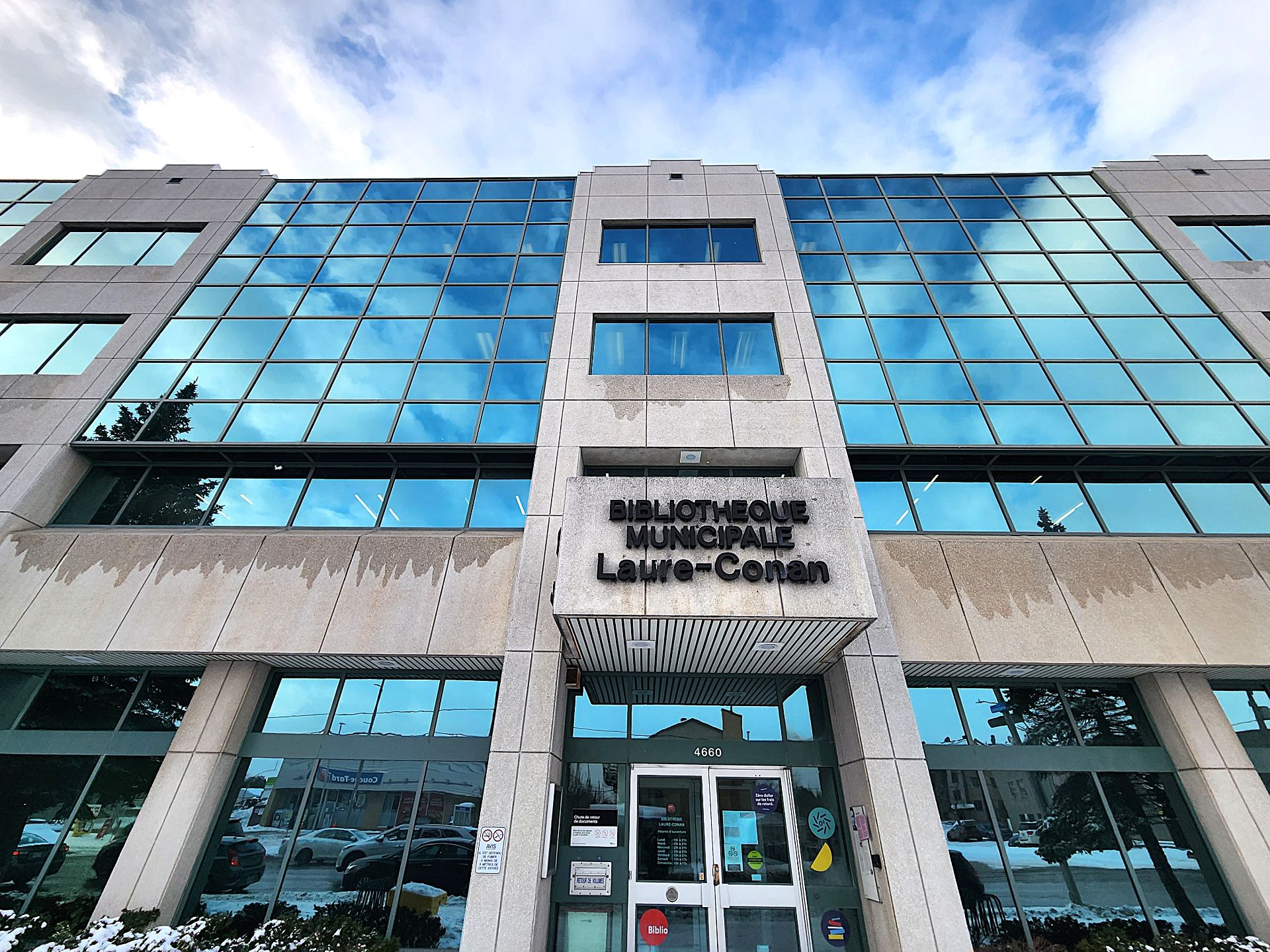 4650 Boul. des Laurentides, Laval (Vimont), Quebec H7K2J4, ,Commercial,For Rent,Boul. des Laurentides,25746622