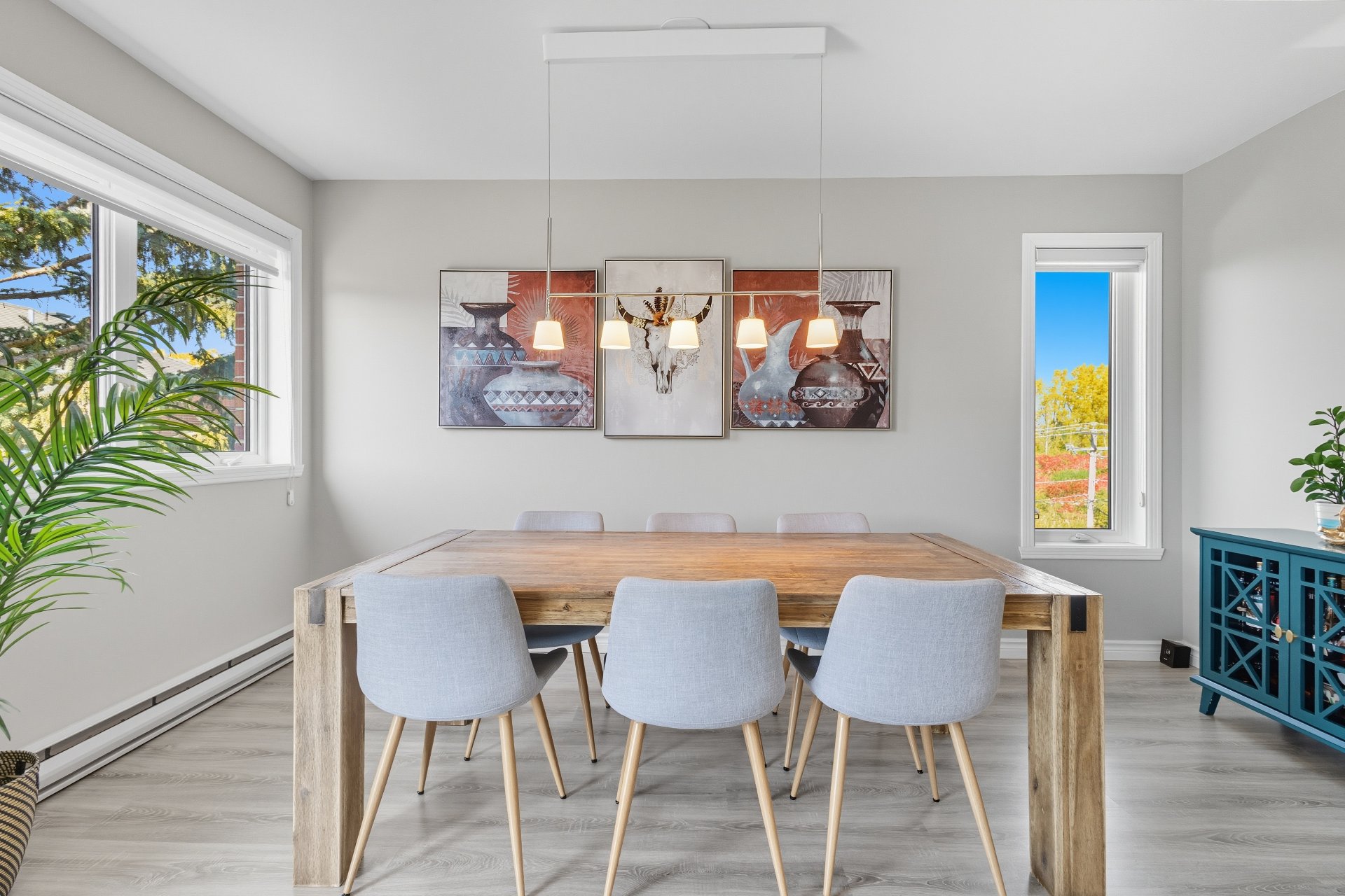 977 Av. St-Charles, Laval (Chomedey), Quebec H7V4A5, 2 Chambres Chambres, 7 Chambres Chambres,1 Salle de bainsSalle de bain,Résidentiel,À vendre,Av. St-Charles,9229949