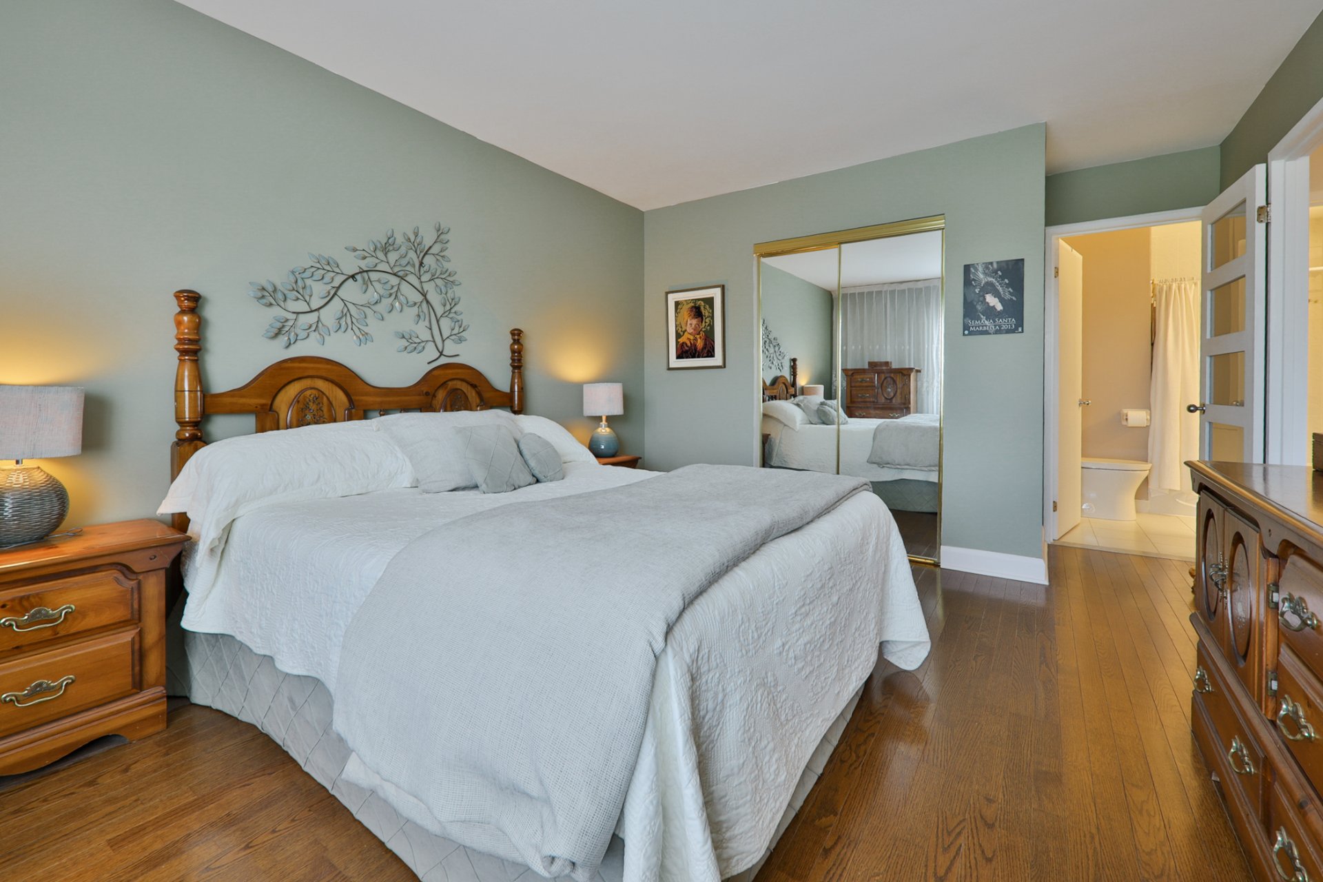 4191 Rue de la Seine, Laval (Chomedey), Quebec H7W2S7, 2 Chambres Chambres, 9 Chambres Chambres,1 Salle de bainsSalle de bain,Résidentiel,À vendre,Rue de la Seine,28252984