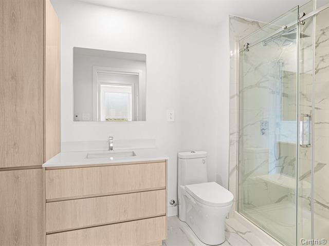 3671 Av. Jean-Béraud, Laval (Chomedey), Quebec H7T0S3, 2 Bedrooms Bedrooms, 10 Rooms Rooms,2 BathroomsBathrooms,Residential,For Rent,Av. Jean-Béraud,20475745