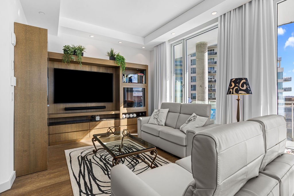 275 Rue Étienne-Lavoie, Laval (Sainte-Dorothée), Quebec H7X0E4, 2 Bedrooms Bedrooms, 12 Rooms Rooms,2 BathroomsBathrooms,Residential,For Sale,Rue Étienne-Lavoie,10561697