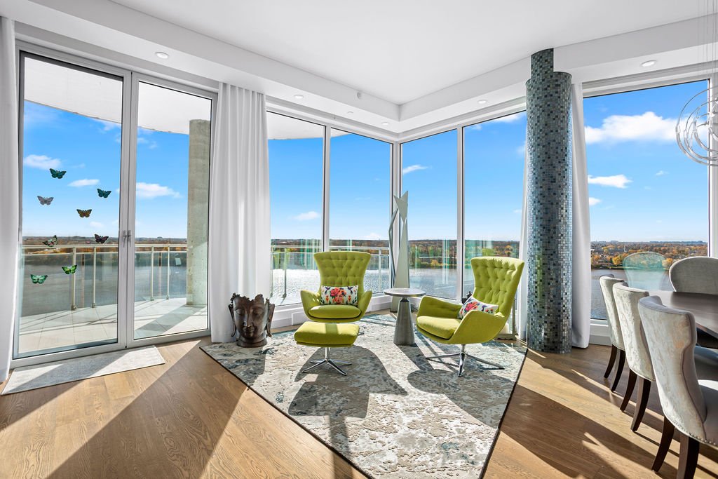 275 Rue Étienne-Lavoie, Laval (Sainte-Dorothée), Quebec H7X0E4, 2 Bedrooms Bedrooms, 12 Rooms Rooms,2 BathroomsBathrooms,Residential,For Sale,Rue Étienne-Lavoie,10561697