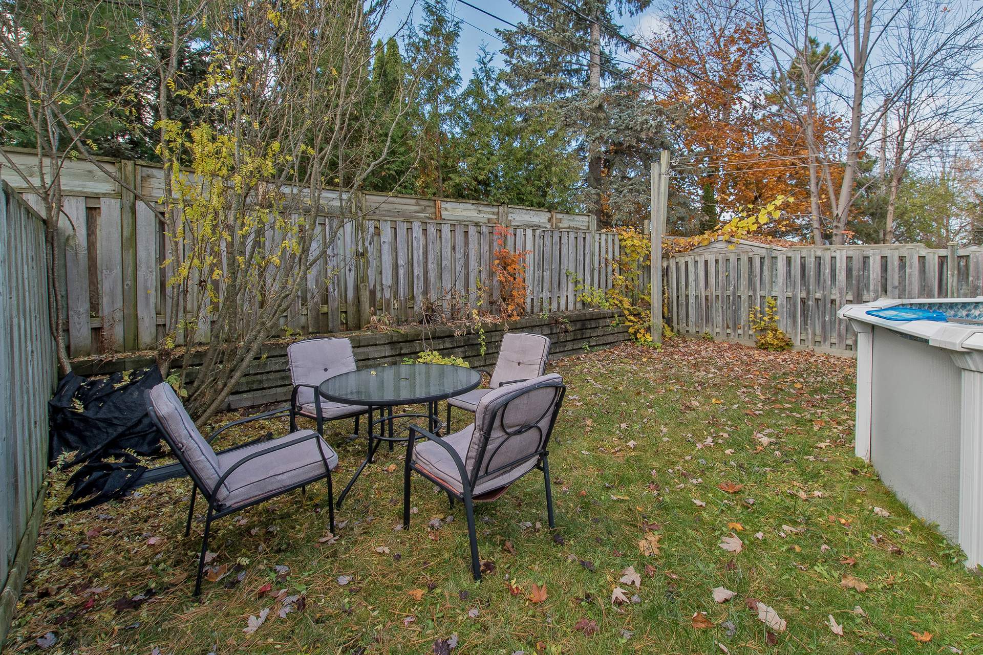 4083 Rue Olivier, Laval (Fabreville), Quebec H7R5X3, 3 Bedrooms Bedrooms, 11 Rooms Rooms,2 BathroomsBathrooms,Residential,For Sale,Rue Olivier,24791529