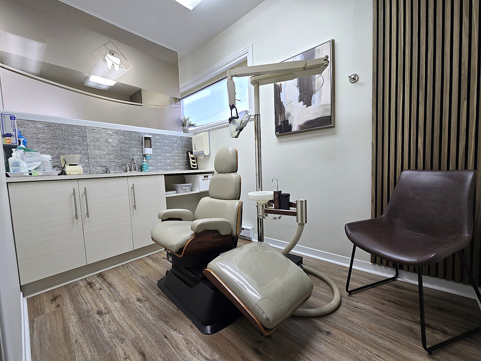 3994A Boul. St-Martin O., Laval (Chomedey), Quebec H7T1B8, ,Revenue property,For Sale,Boul. St-Martin O.,28182268