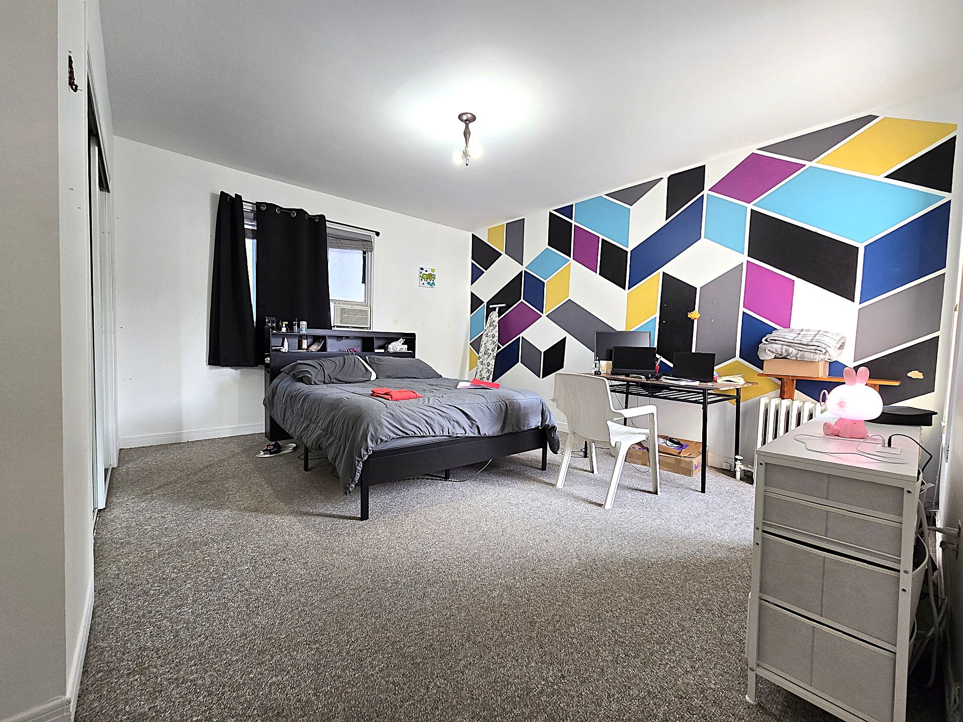 3994A Boul. St-Martin O., Laval (Chomedey), Quebec H7T1B8, ,Revenue property,For Sale,Boul. St-Martin O.,28182268