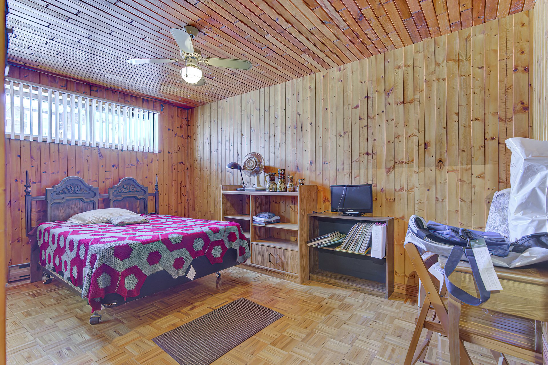 1560 Rue Trépanier, Laval (Chomedey), Quebec H7W3G7, 6 Bedrooms Bedrooms, 14 Rooms Rooms,2 BathroomsBathrooms,Residential,For Sale,Rue Trépanier,21346560