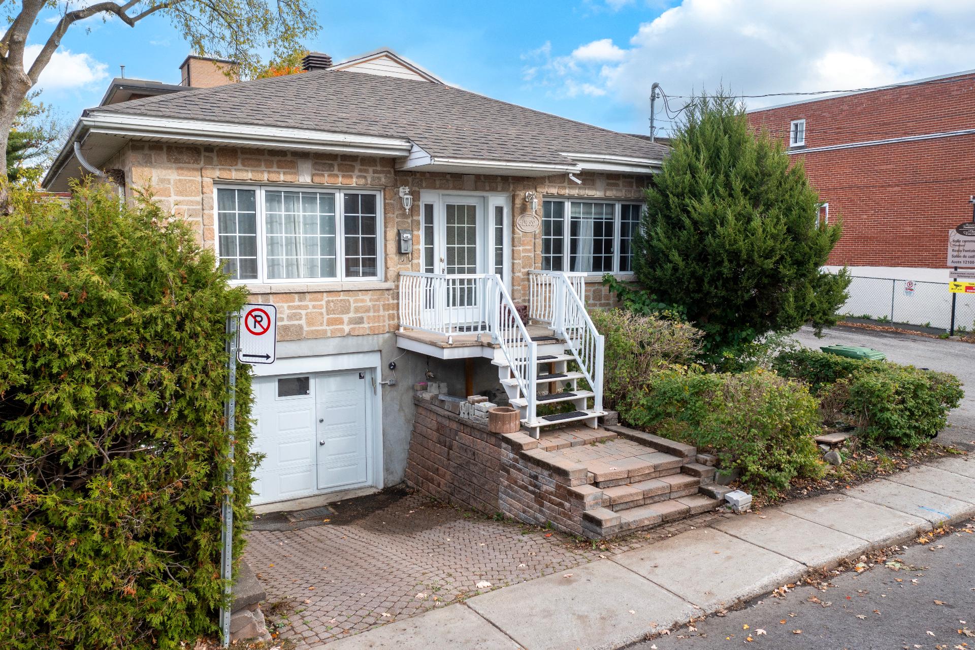 12055 Av. Éthier, Montréal (Montréal-Nord), Quebec H1H3H8, 2 Chambres Chambres, 11 Chambres Chambres,2 Salle de bainSalle de bain,Résidentiel,À vendre,Av. Éthier,27301037