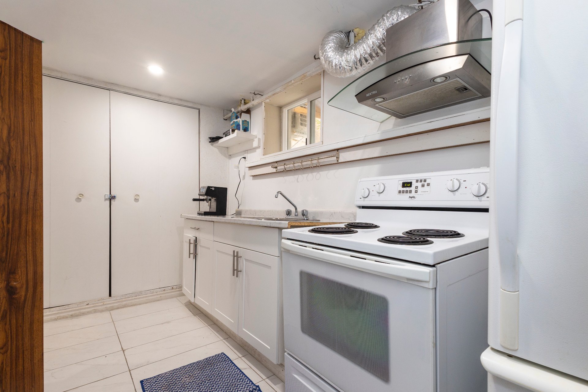 12055 Av. Éthier, Montréal (Montréal-Nord), Quebec H1H3H8, 2 Chambres Chambres, 11 Chambres Chambres,2 Salle de bainSalle de bain,Résidentiel,À vendre,Av. Éthier,27301037