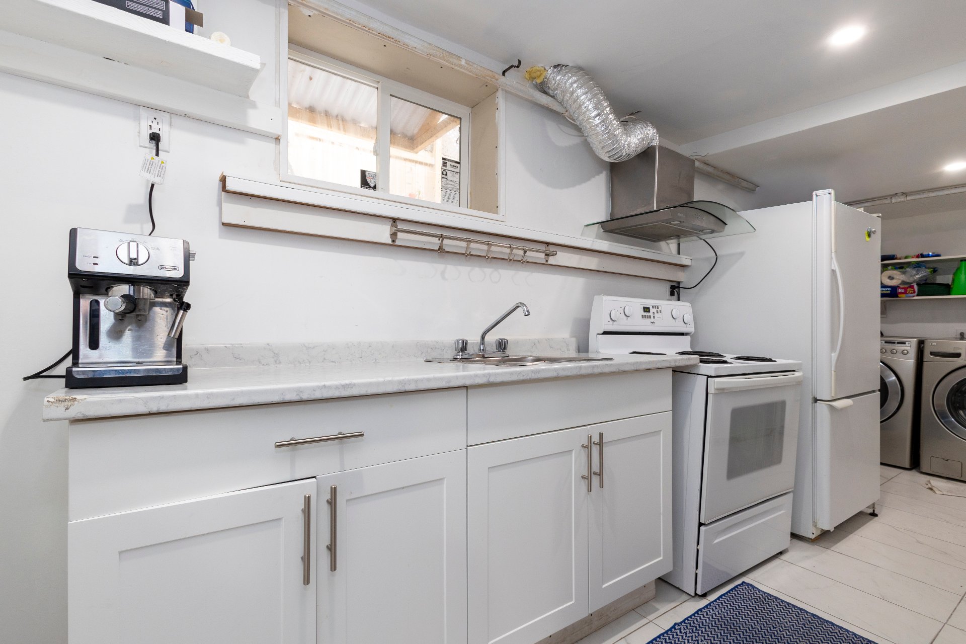 12055 Av. Éthier, Montréal (Montréal-Nord), Quebec H1H3H8, 2 Chambres Chambres, 11 Chambres Chambres,2 Salle de bainSalle de bain,Résidentiel,À vendre,Av. Éthier,27301037