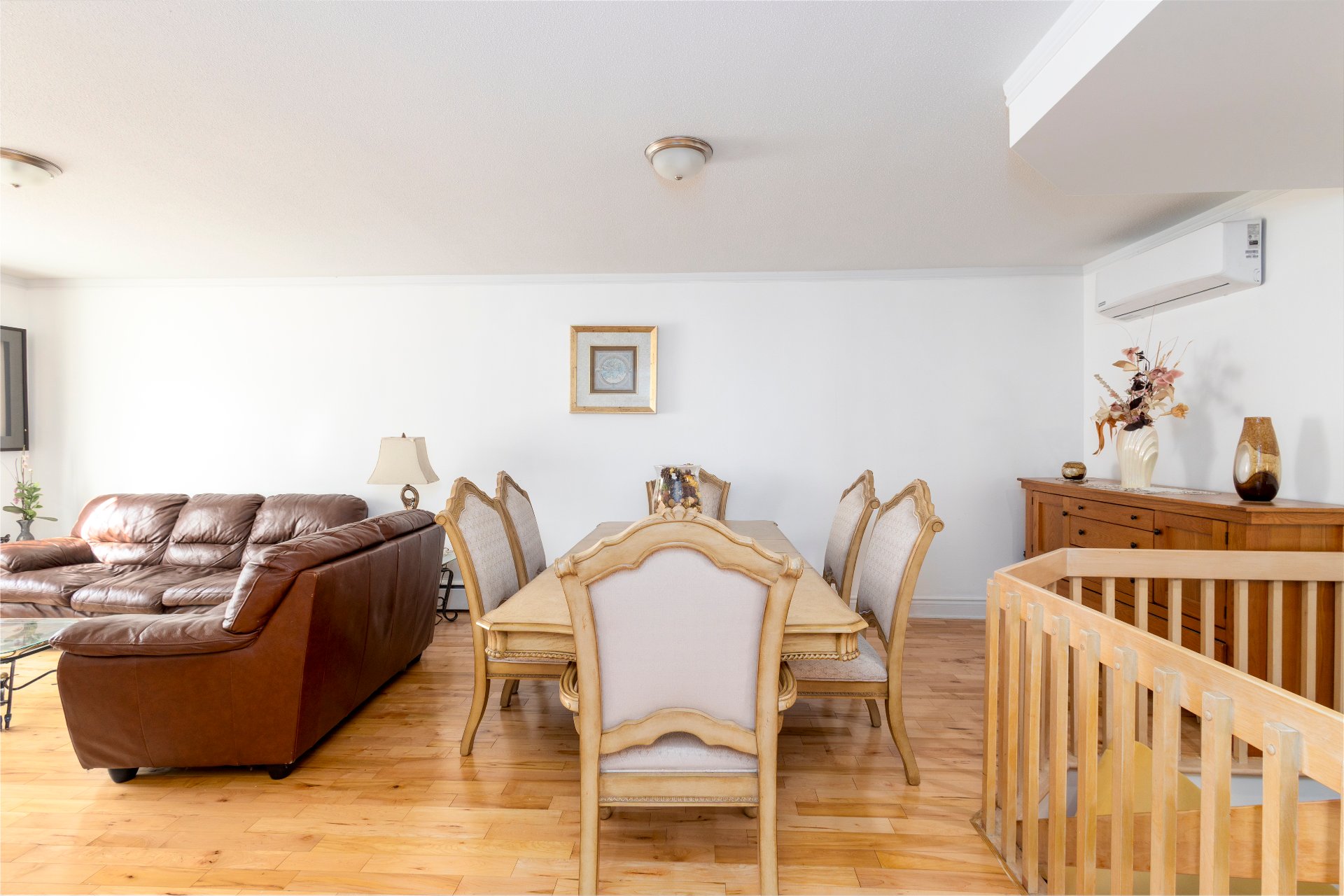 12055 Av. Éthier, Montréal (Montréal-Nord), Quebec H1H3H8, 2 Chambres Chambres, 11 Chambres Chambres,2 Salle de bainSalle de bain,Résidentiel,À vendre,Av. Éthier,27301037