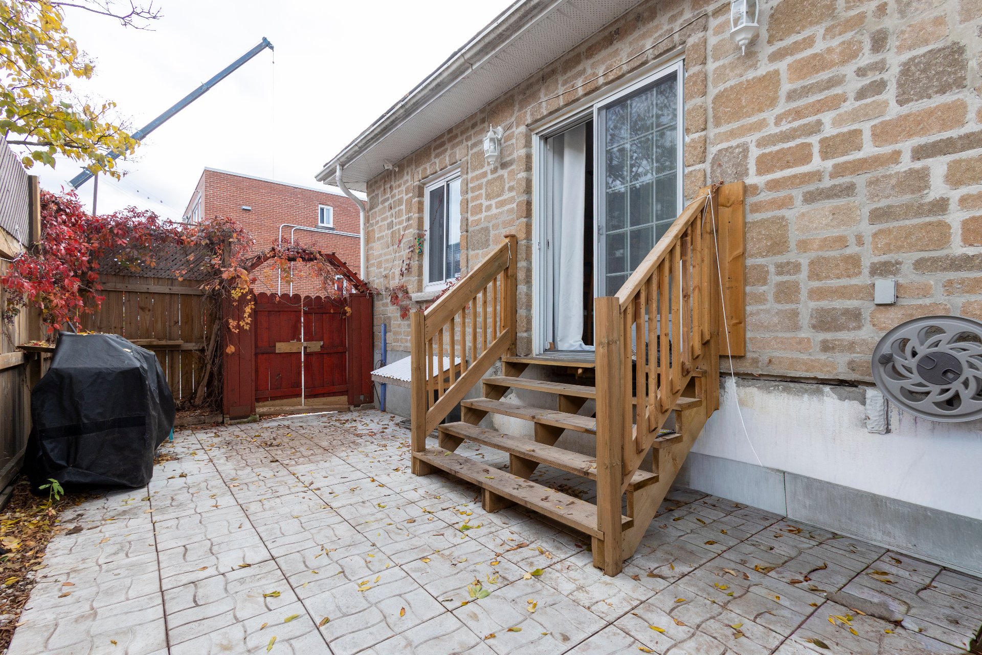 12055 Av. Éthier, Montréal (Montréal-Nord), Quebec H1H3H8, 2 Chambres Chambres, 11 Chambres Chambres,2 Salle de bainSalle de bain,Résidentiel,À vendre,Av. Éthier,27301037