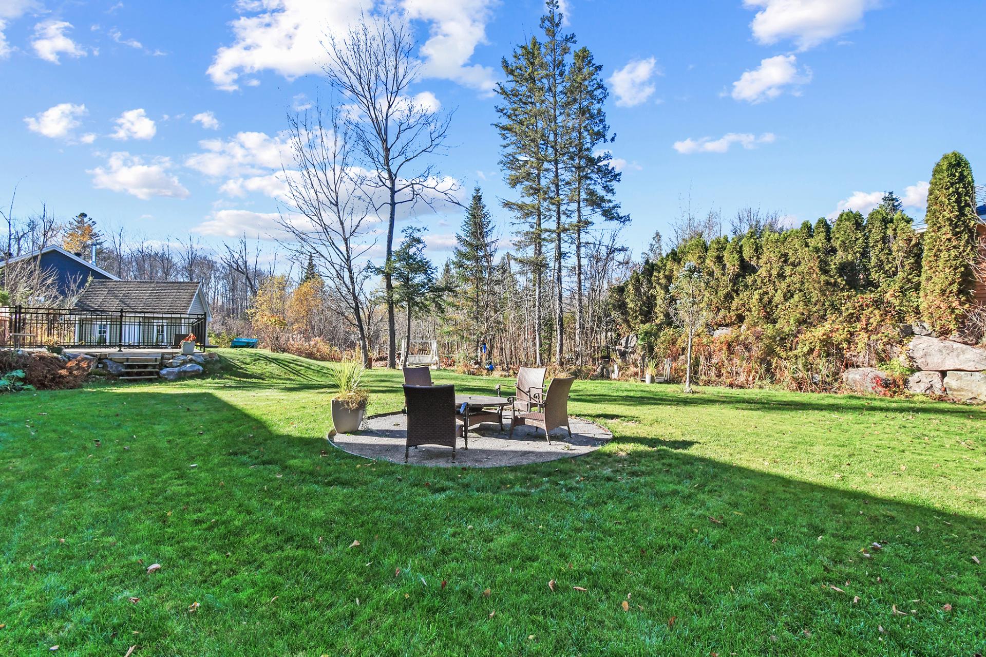 1122 Rue des Gouverneurs, Prévost, Quebec J0R1T0, 3 Bedrooms Bedrooms, 12 Rooms Rooms,1 BathroomBathrooms,Residential,For Sale,Rue des Gouverneurs,11191228