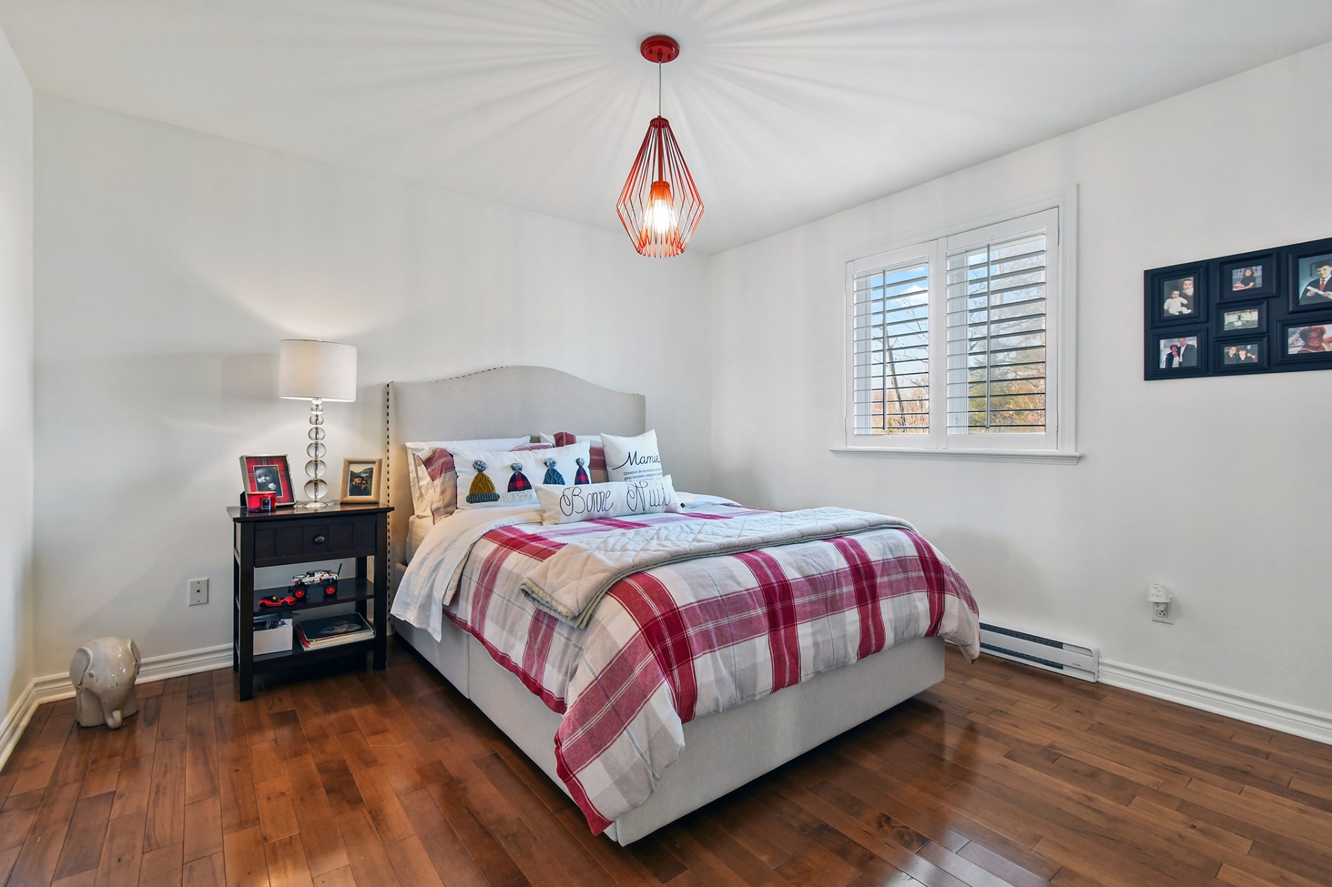 1122 Rue des Gouverneurs, Prévost, Quebec J0R1T0, 3 Bedrooms Bedrooms, 12 Rooms Rooms,1 BathroomBathrooms,Residential,For Sale,Rue des Gouverneurs,11191228