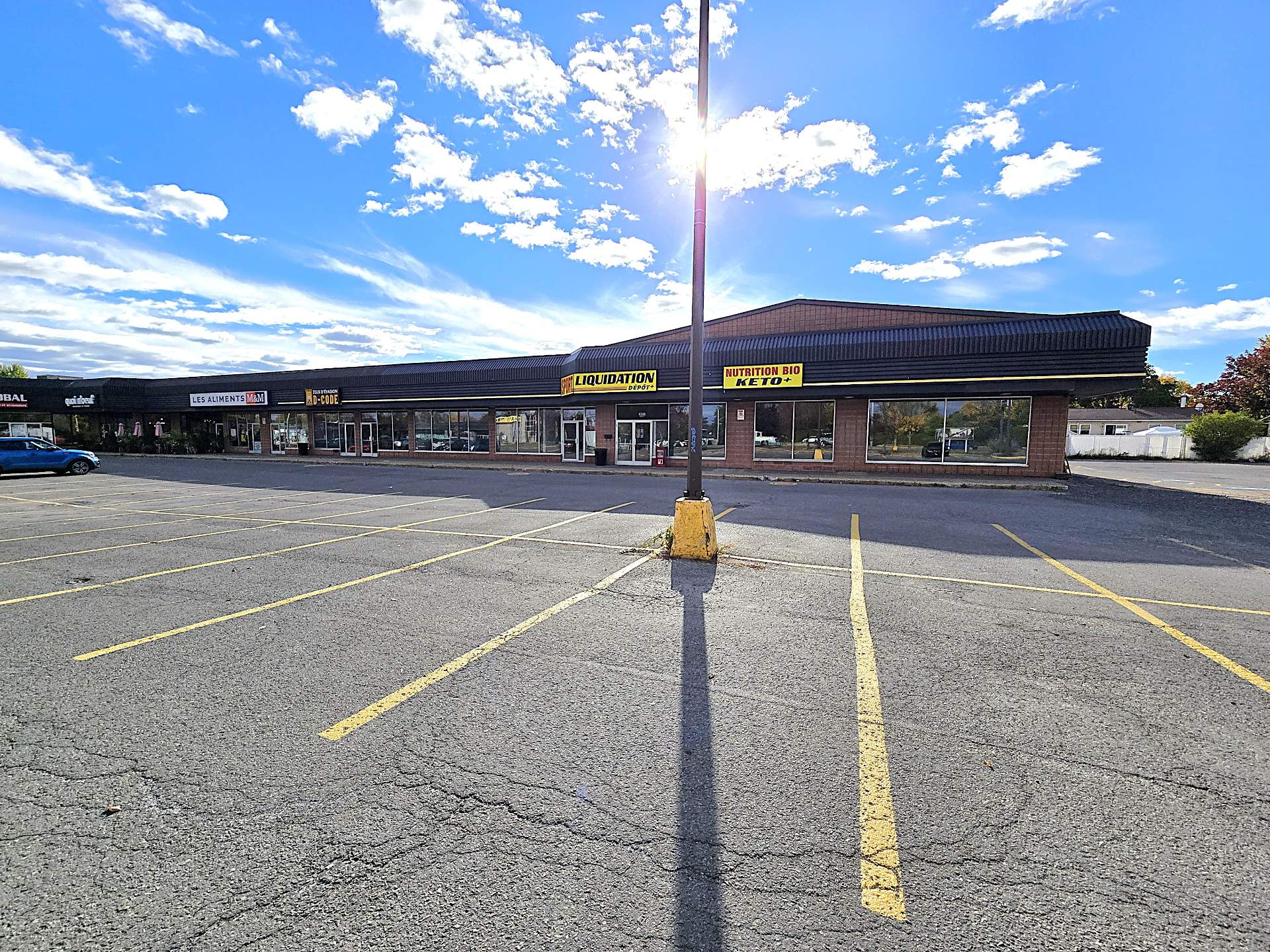 136 25e Avenue, Saint-Eustache, Quebec J7P2V2, ,Commercial,For Rent,25e Avenue,21796179