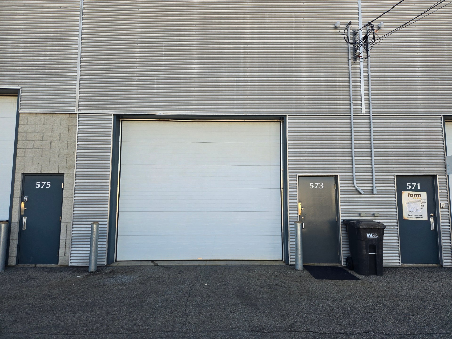 573 Boul. du Curé-Boivin, Boisbriand, Quebec J7G2A8, ,Industriel,For Rent,Boul. du Curé-Boivin,14385339