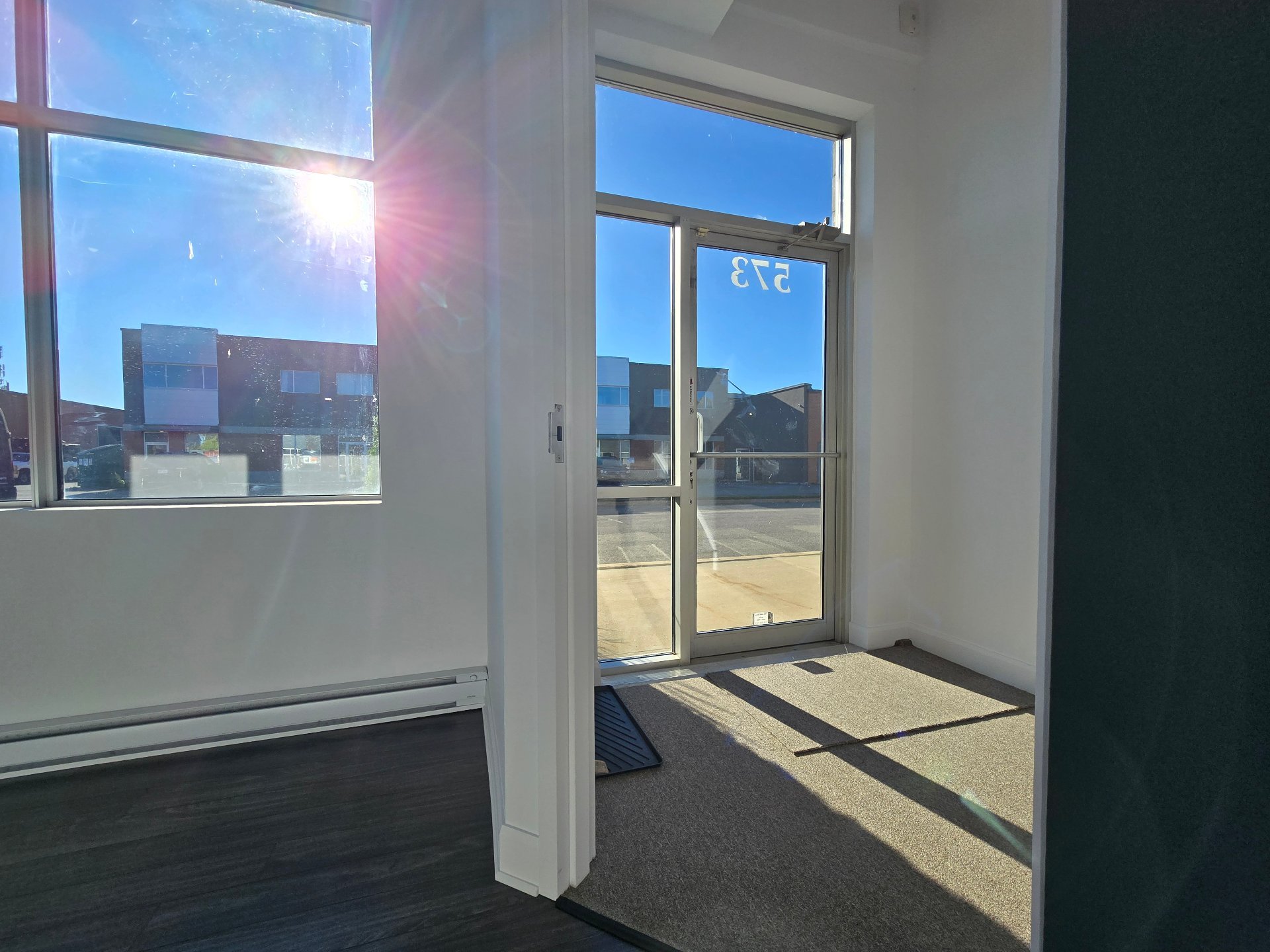 573 Boul. du Curé-Boivin, Boisbriand, Quebec J7G2A8, ,Industriel,For Rent,Boul. du Curé-Boivin,14385339