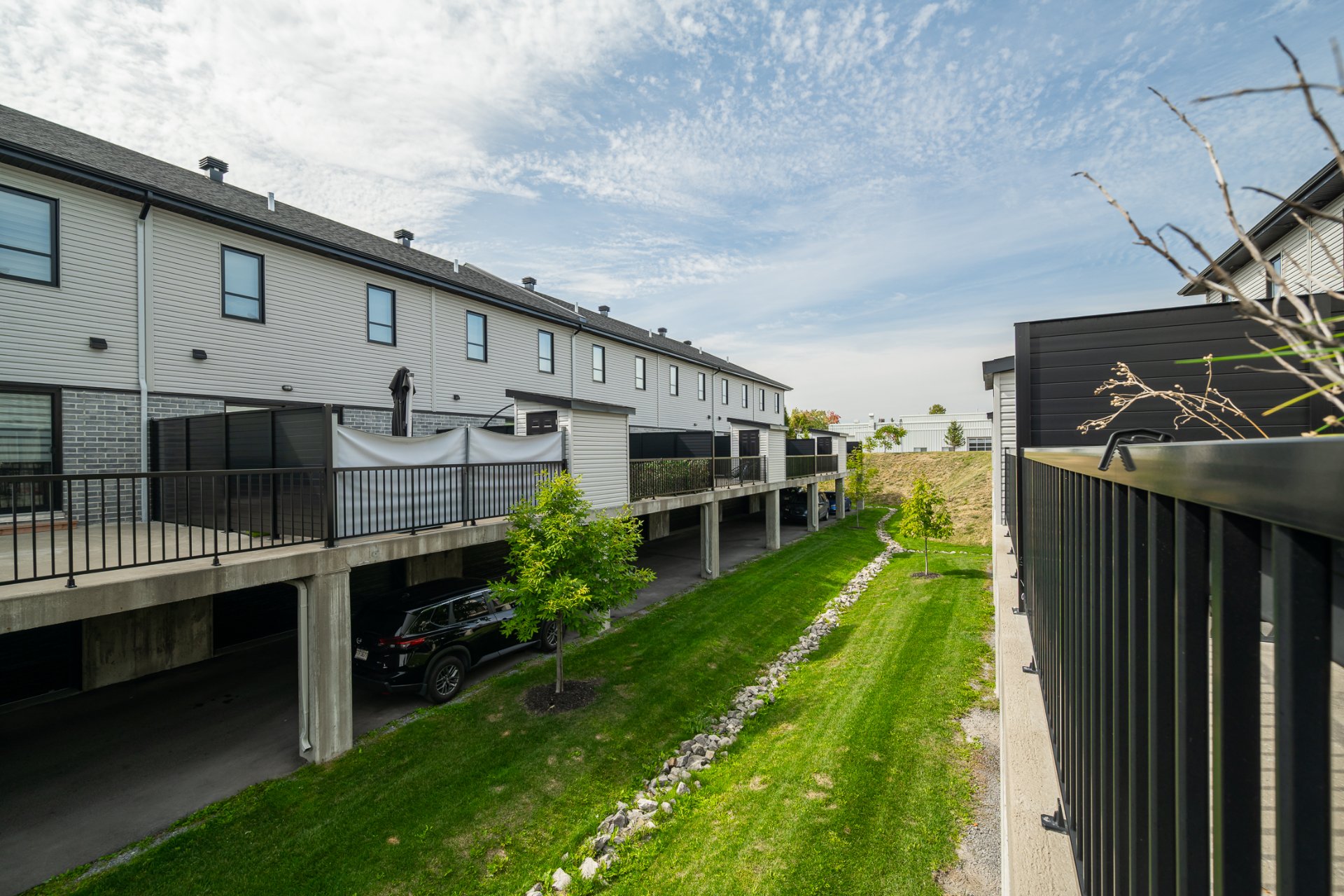 50Z Rue Napoléon, Sainte-Thérèse, Quebec J7E1H6, 4 Chambres Chambres, 10 Chambres Chambres,2 Salle de bainSalle de bain,Résidentiel,À vendre,Rue Napoléon,28435754