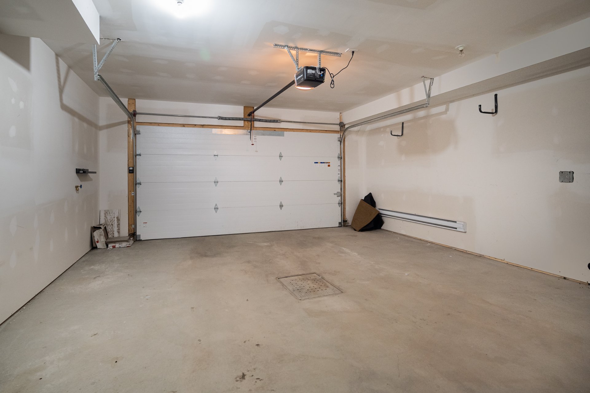 50Z Rue Napoléon, Sainte-Thérèse, Quebec J7E1H6, 4 Chambres Chambres, 10 Chambres Chambres,2 Salle de bainSalle de bain,Résidentiel,À vendre,Rue Napoléon,28435754