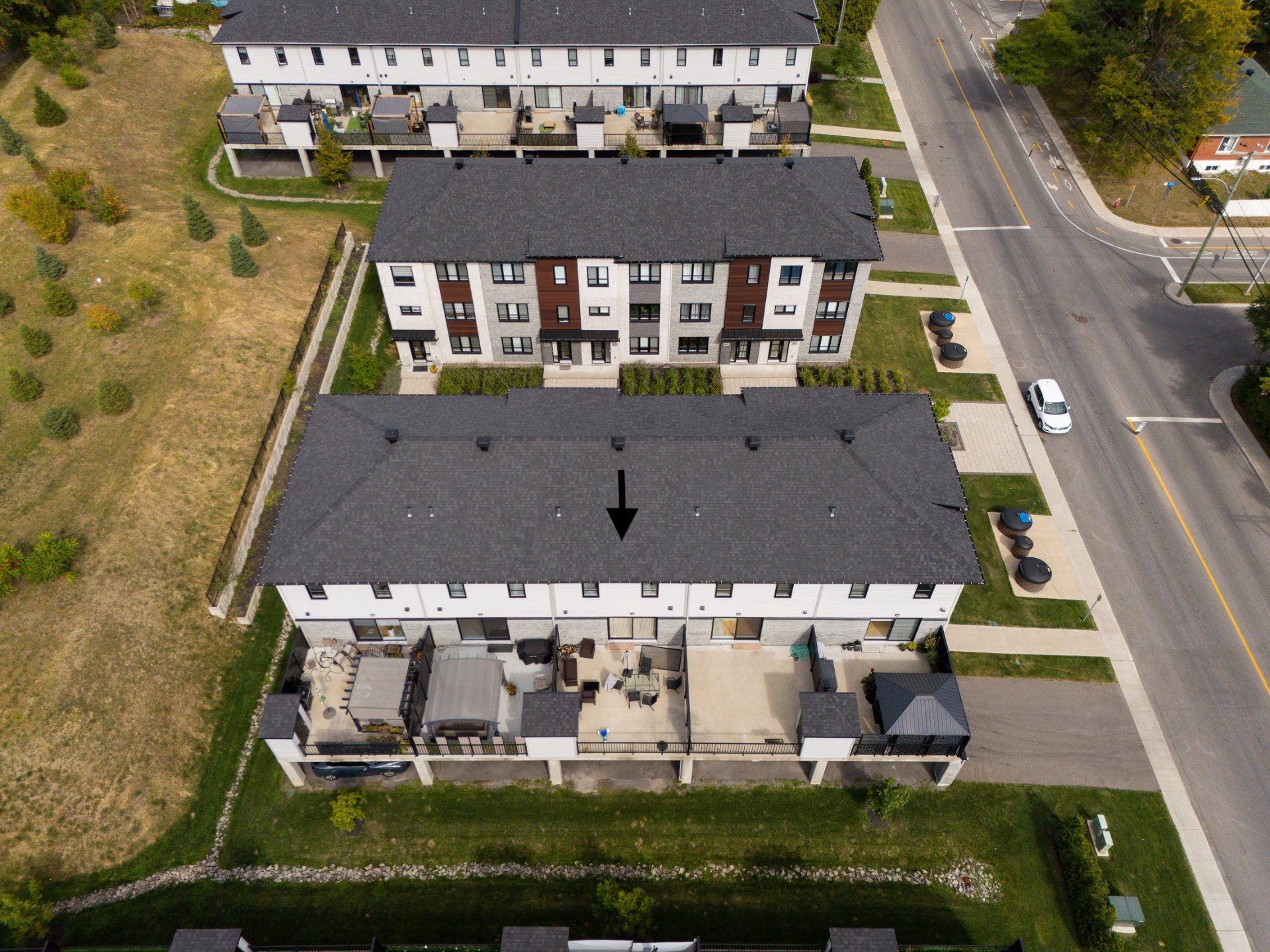 50Z Rue Napoléon, Sainte-Thérèse, Quebec J7E1H6, 4 Chambres Chambres, 10 Chambres Chambres,2 Salle de bainSalle de bain,Résidentiel,À vendre,Rue Napoléon,28435754