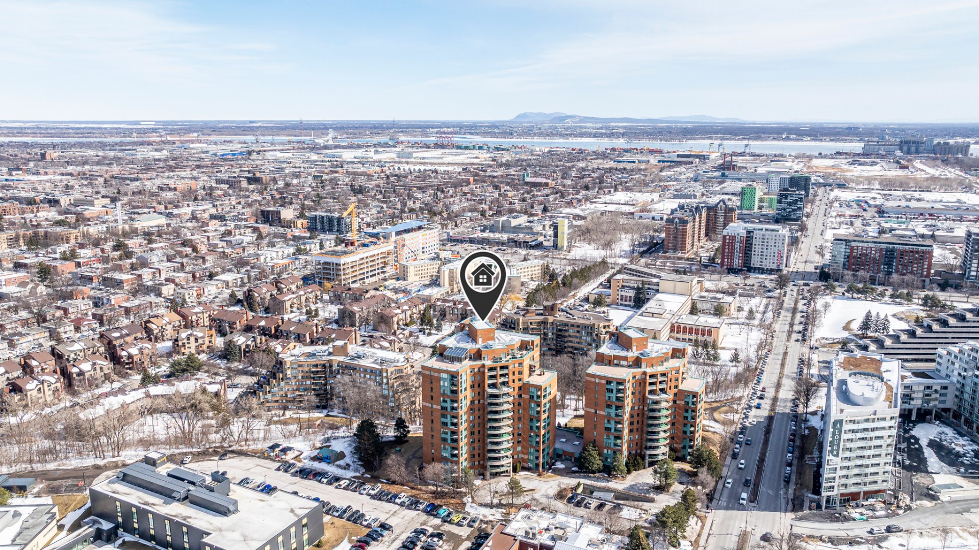 5115 Boul. de l'Assomption, Montréal (Rosemont/La Petite-Patrie), Quebec H1T4B2, 2 Chambres Chambres, 7 Chambres Chambres,1 Salle de bainsSalle de bain,Résidentiel,À vendre,Boul. de l'Assomption,15419471