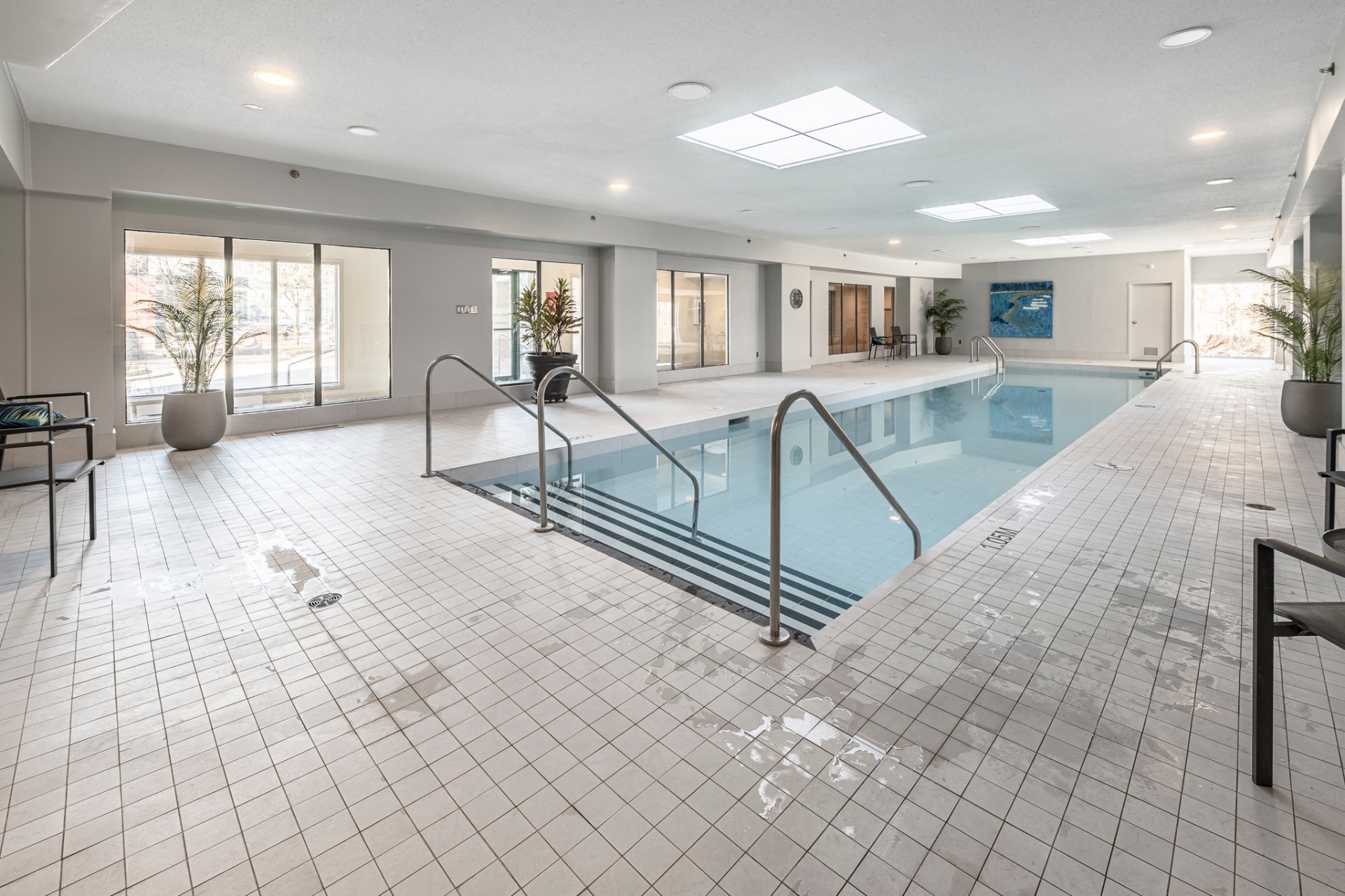 5115 Boul. de l'Assomption, Montréal (Rosemont/La Petite-Patrie), Quebec H1T4B2, 2 Chambres Chambres, 7 Chambres Chambres,1 Salle de bainsSalle de bain,Résidentiel,À vendre,Boul. de l'Assomption,15419471